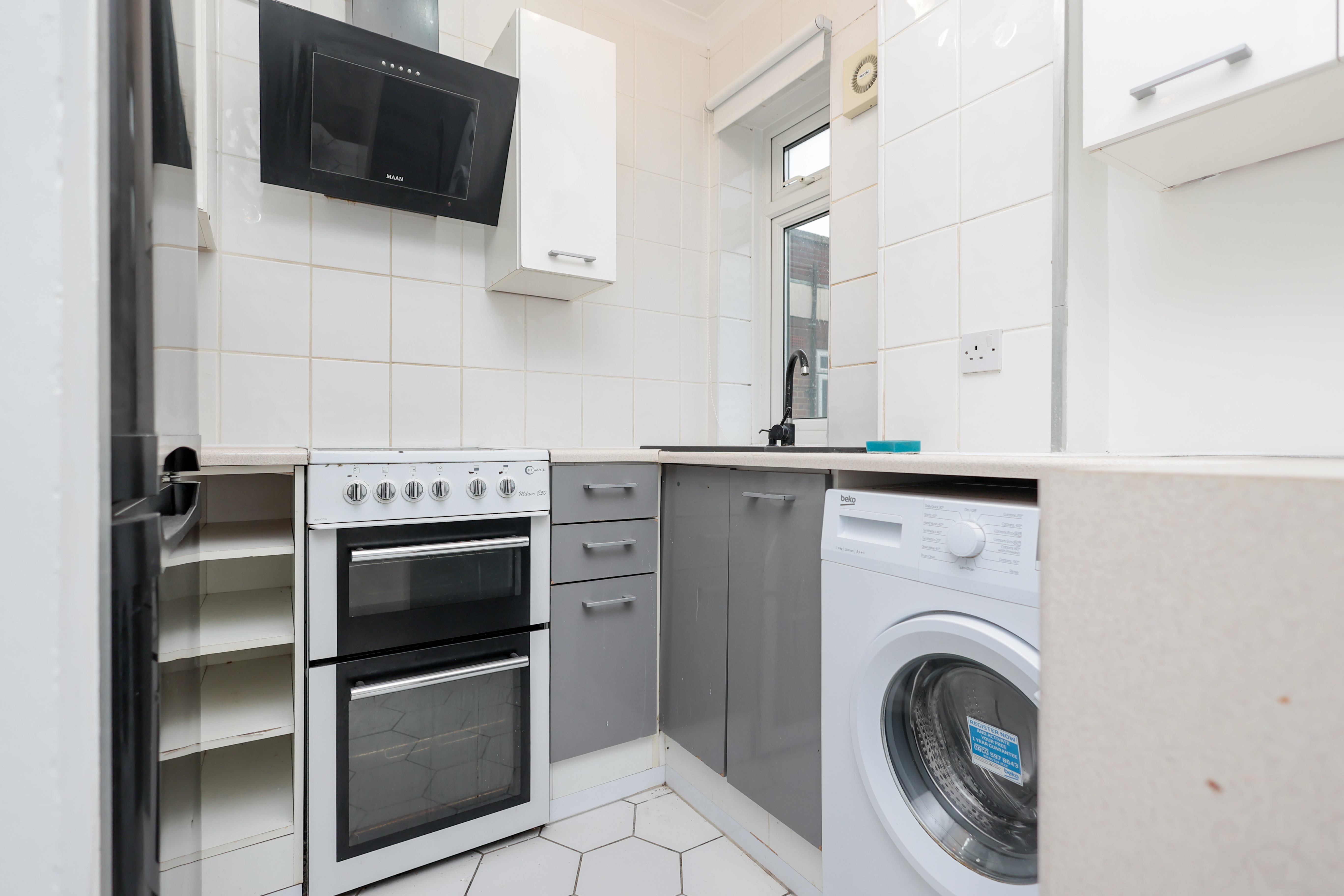 2 bed flat for sale in Terrace Road, Bournemouth 3