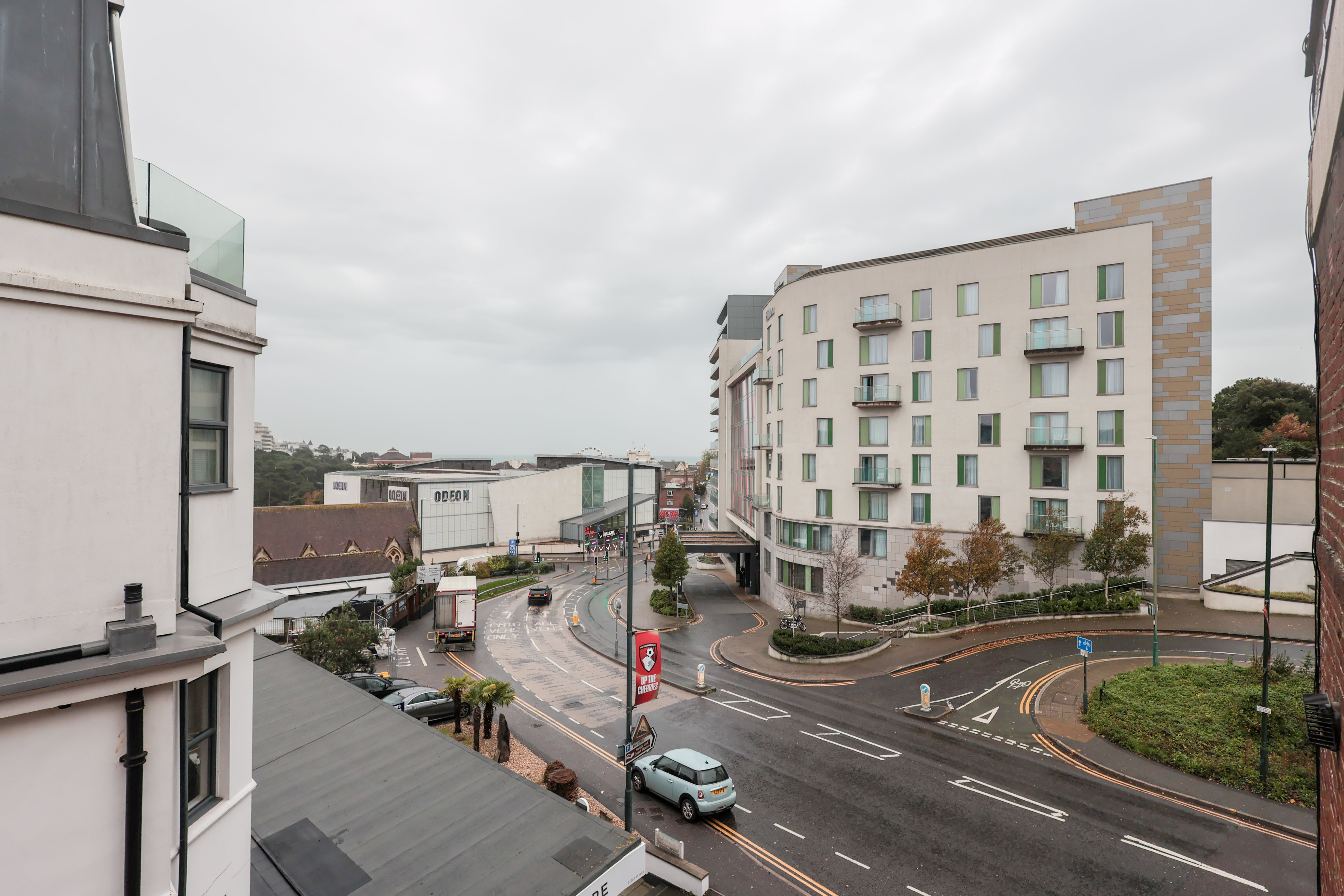 2 bed flat for sale in Terrace Road, Bournemouth 7