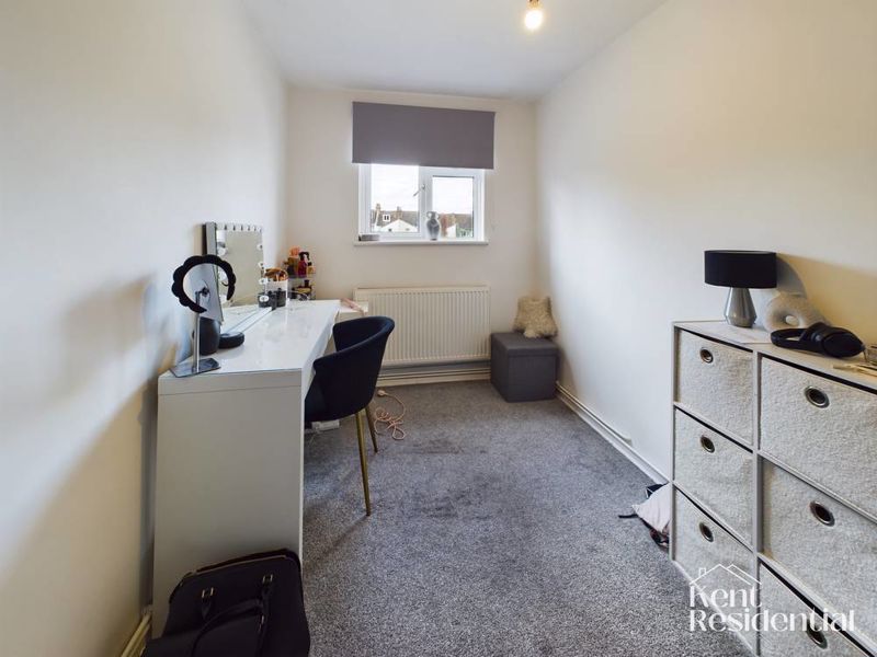 2 bed flat to rent in Alton Mews, Gillingham  - Property Image 6