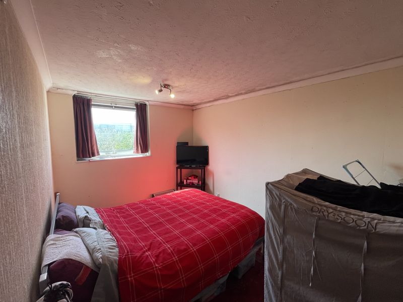 1 bed flat for sale in Russell Street, Gravesend  - Property Image 6