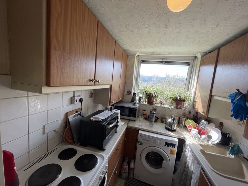1 bed flat for sale in Russell Street, Gravesend  - Property Image 5
