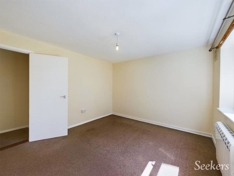 2 bed flat for sale in Durling Court, Gillingham  - Property Image 5