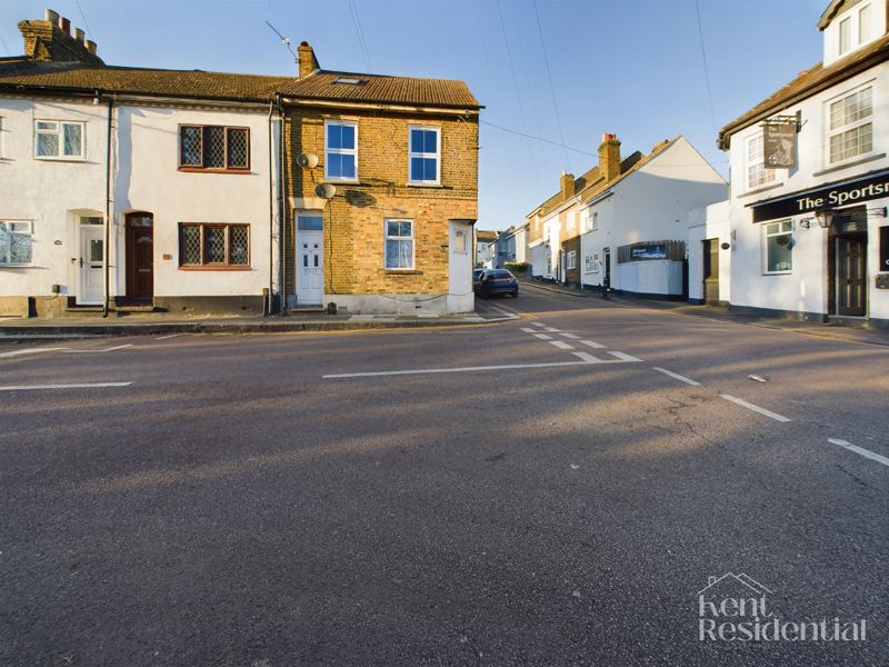 2 bed house for sale in Glanville Road, Rochester  - Property Image 1