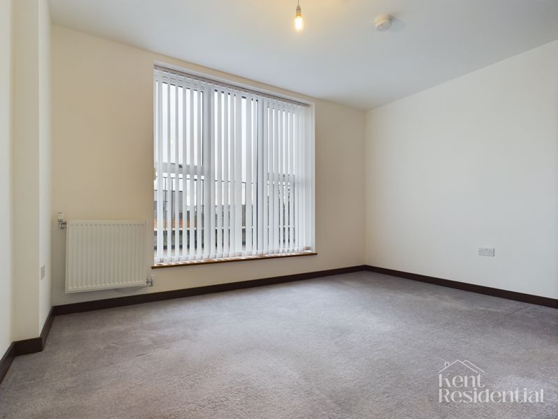 3 bed flat to rent in Adeline Heights, Maidstone  - Property Image 8