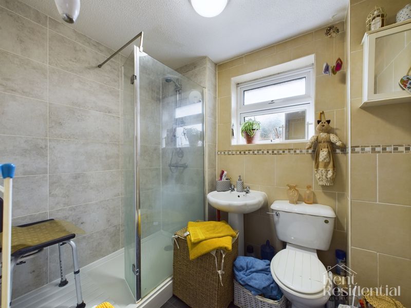 1 bed house for sale in Chaffinch Close, Chatham  - Property Image 5