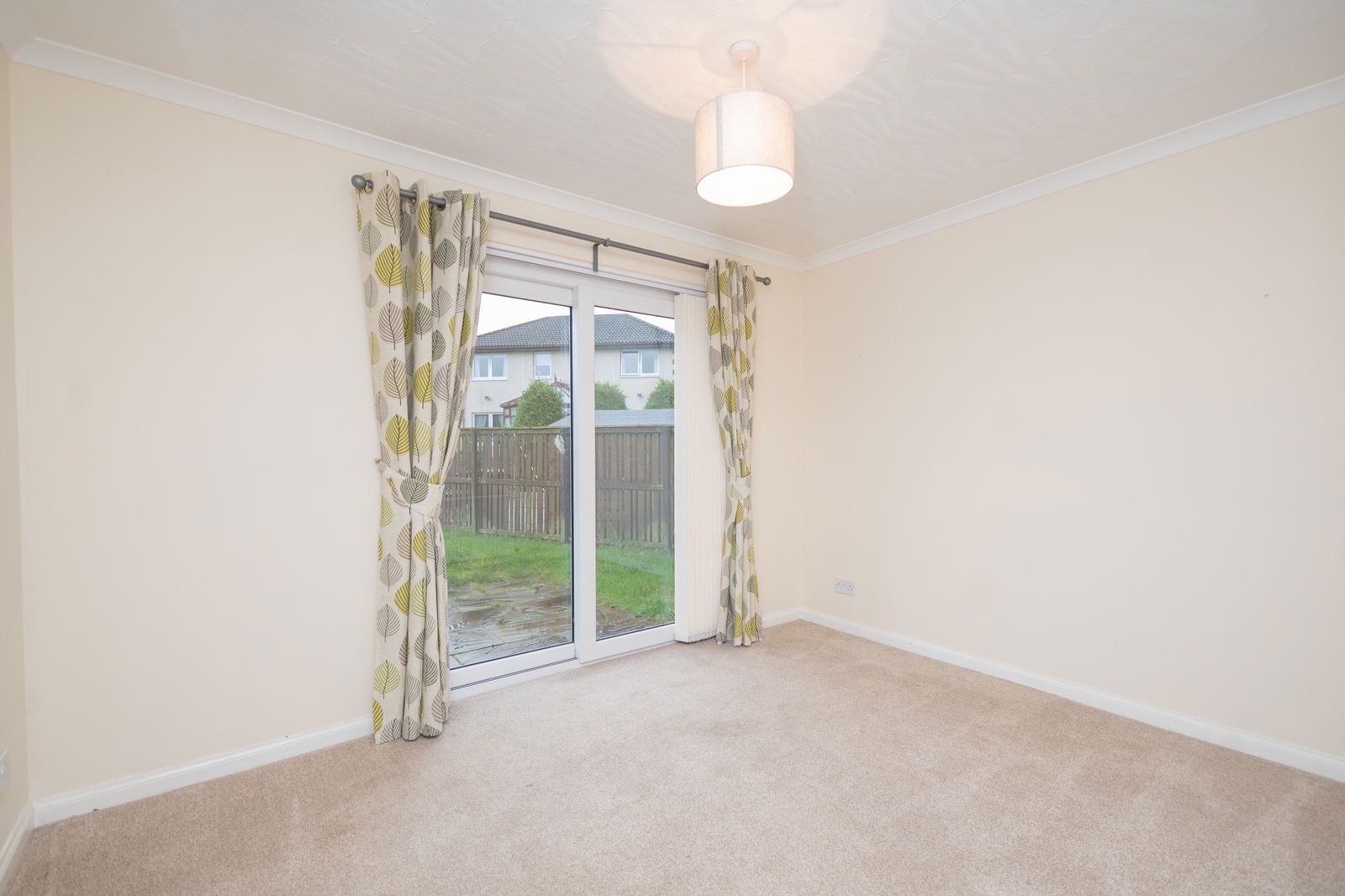 3 bed detached house for sale in Rowan Crescent, Shotts  - Property Image 2