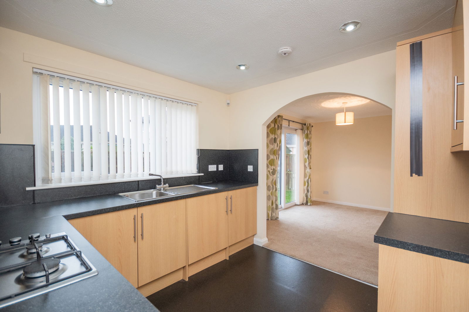 3 bed detached house for sale in Rowan Crescent, Shotts  - Property Image 6