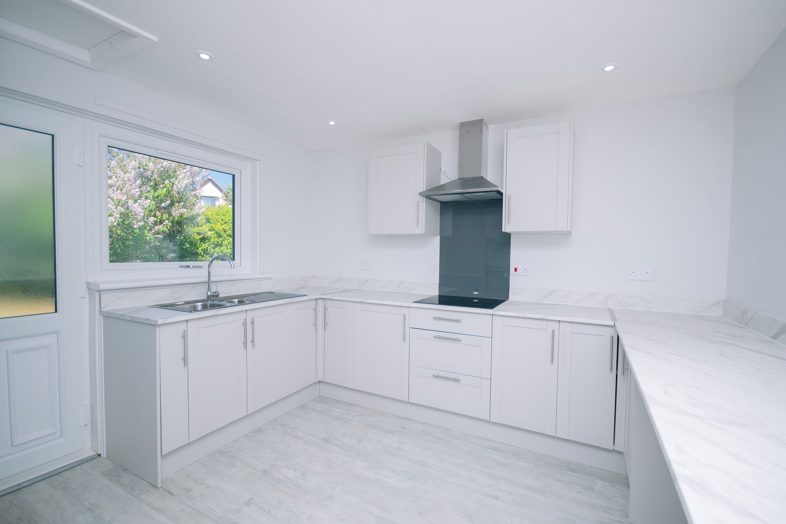 3 bed bungalow for sale in Highland Crescent, Crieff  - Property Image 3