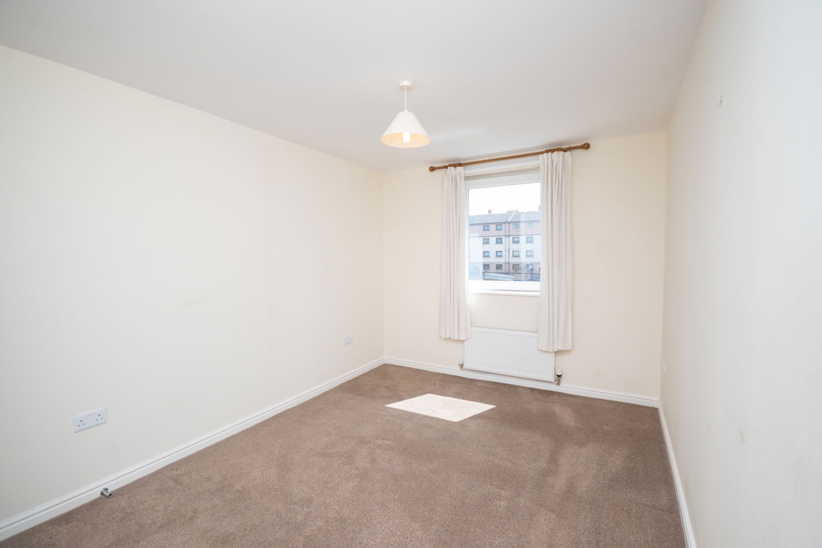 2 bed flat for sale in Slateford Gait, Edinburgh  - Property Image 6