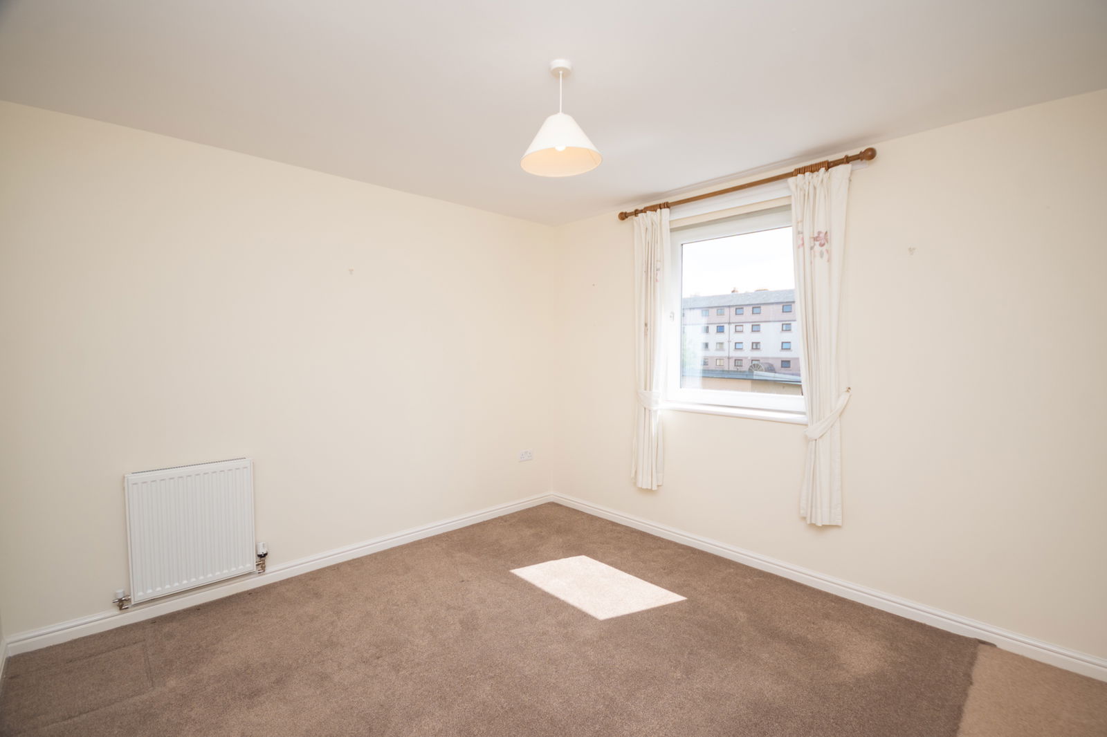 2 bed flat for sale in Slateford Gait, Edinburgh  - Property Image 10