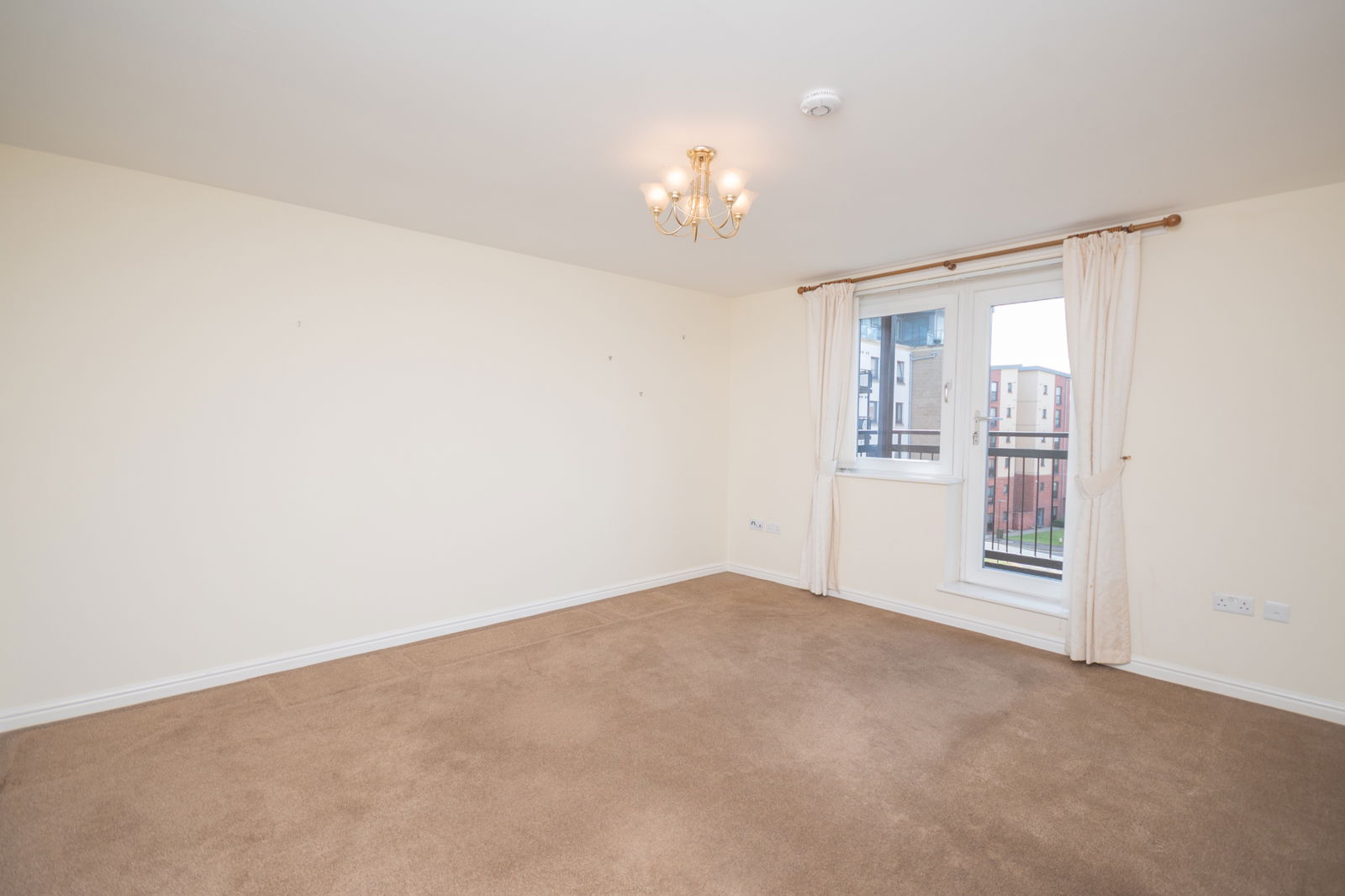2 bed flat for sale in Slateford Gait, Edinburgh  - Property Image 9