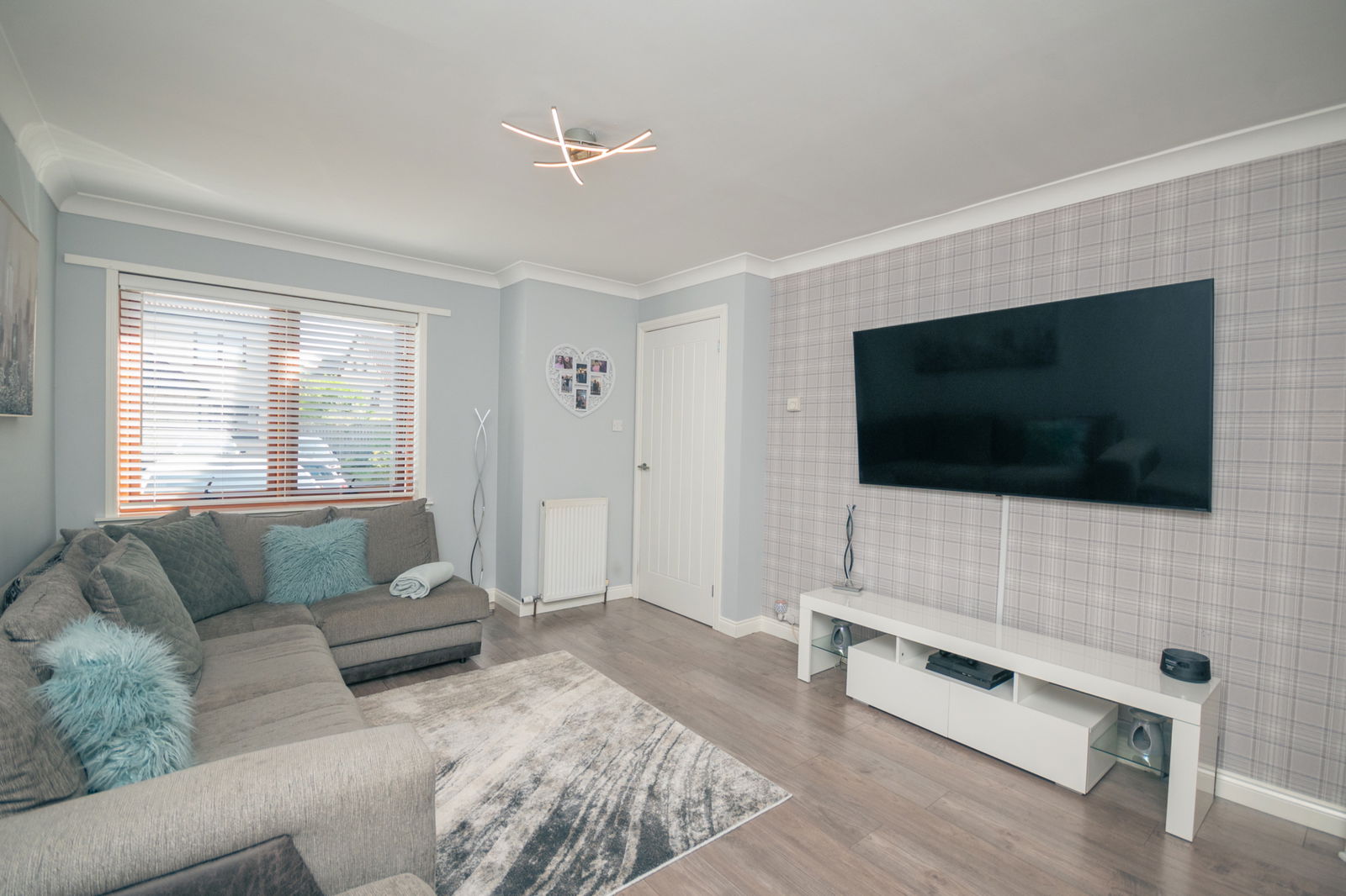 3 bed semi-detached house for sale in Provost Mains, Perth  - Property Image 3