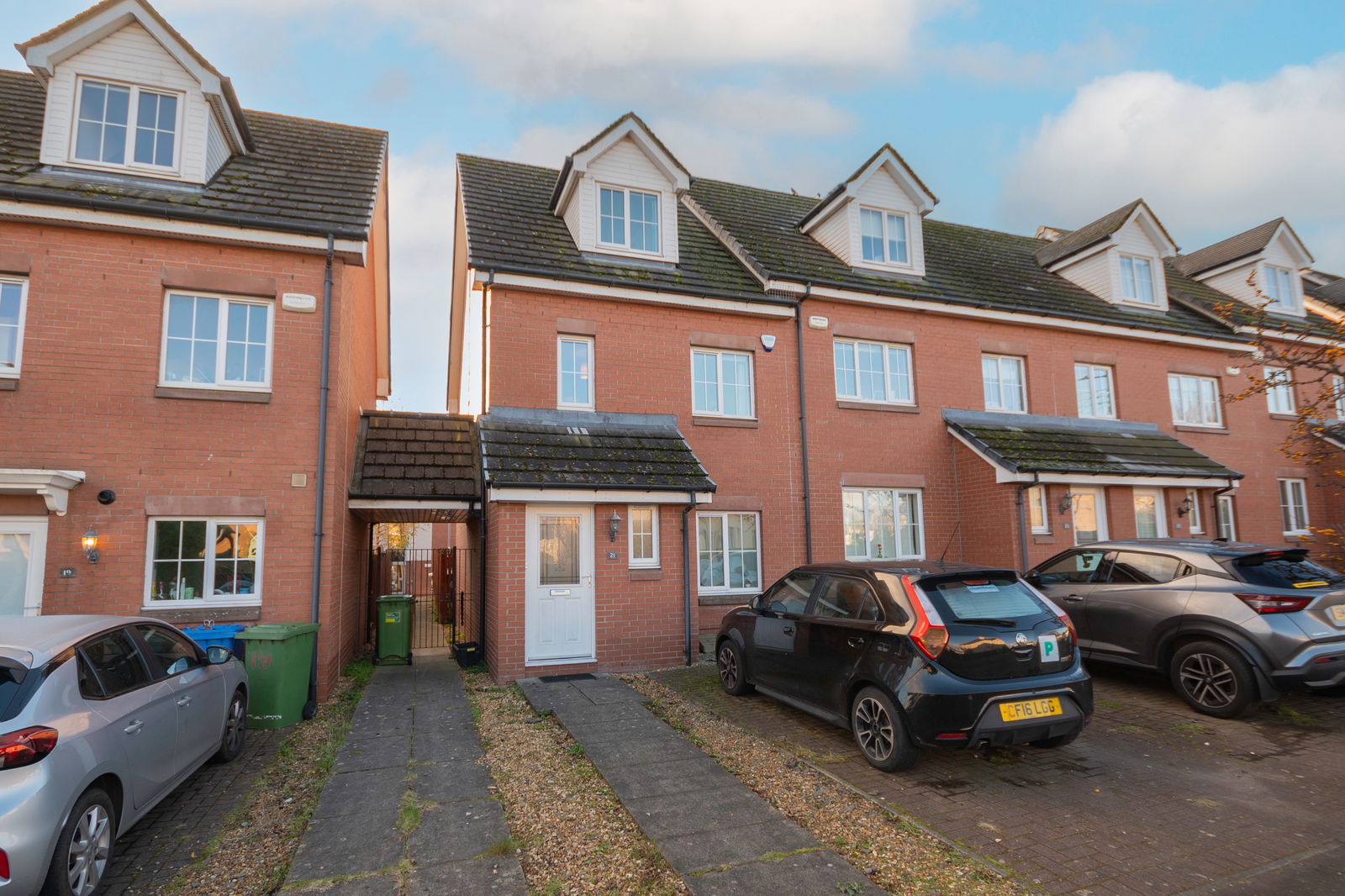 3 bed terraced house for sale in Birchfield Drive, Glasgow, G14 9FG