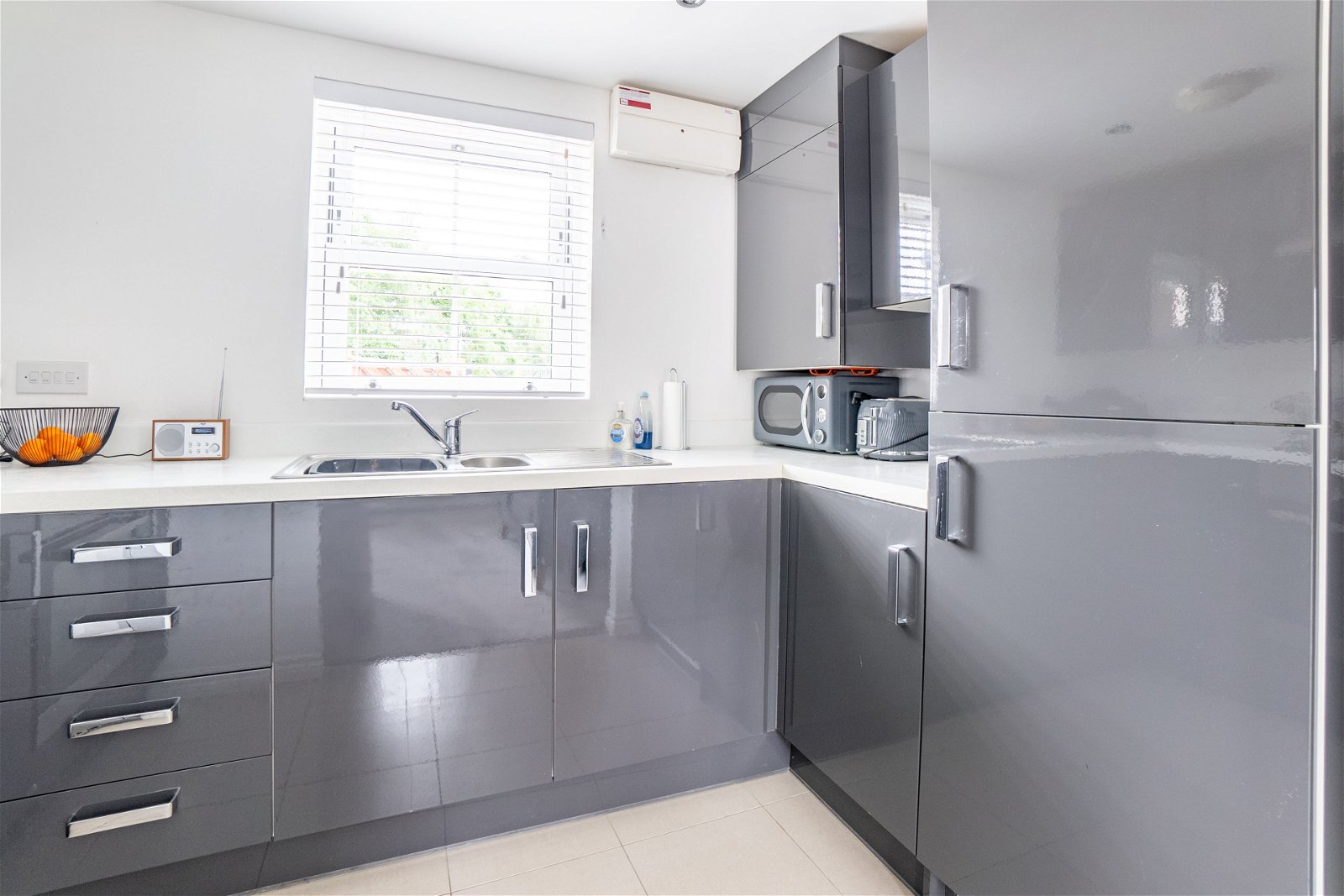 2 bed maisonette for sale in Avocet Road, Bedford  - Property Image 5