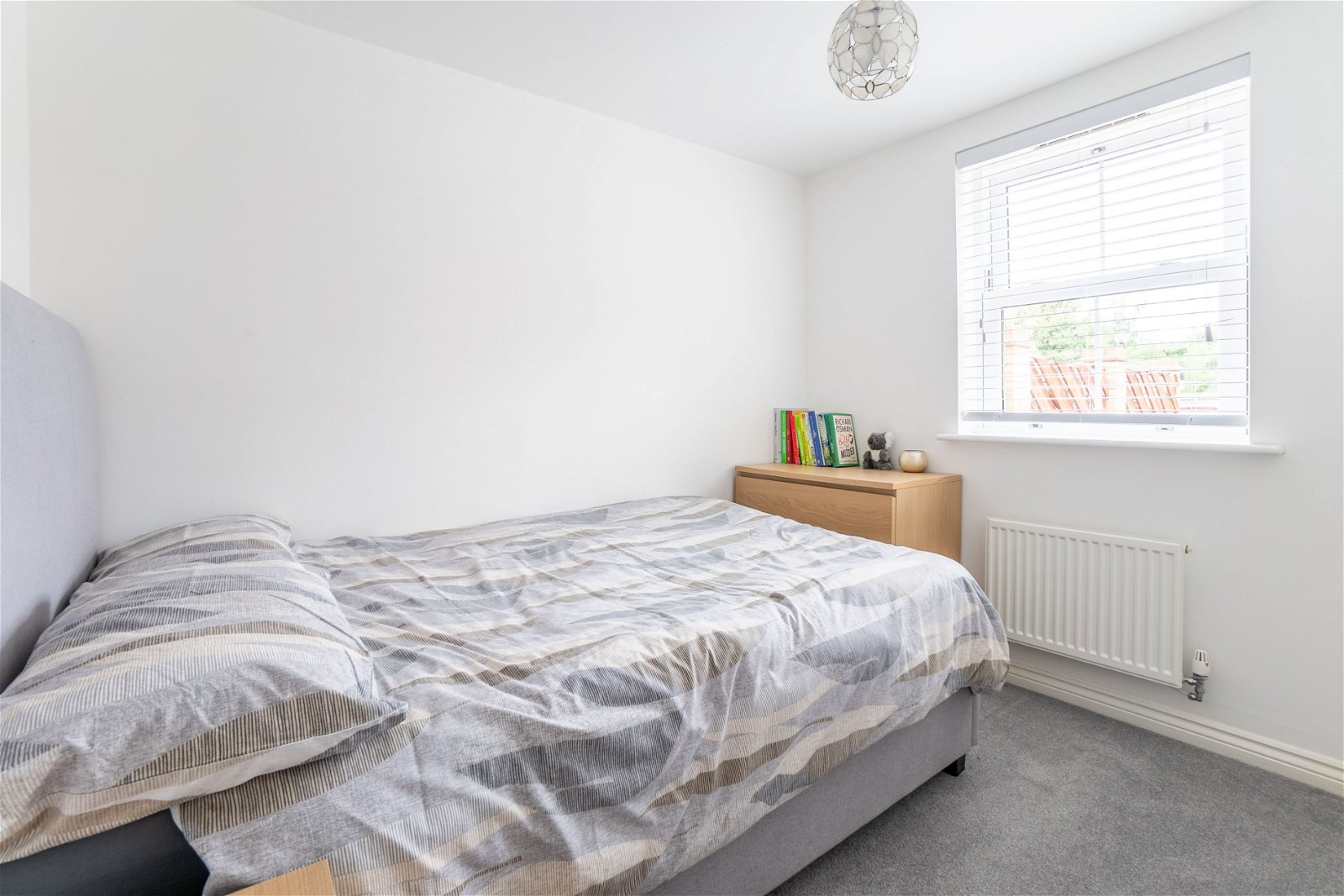 2 bed maisonette for sale in Avocet Road, Bedford  - Property Image 9