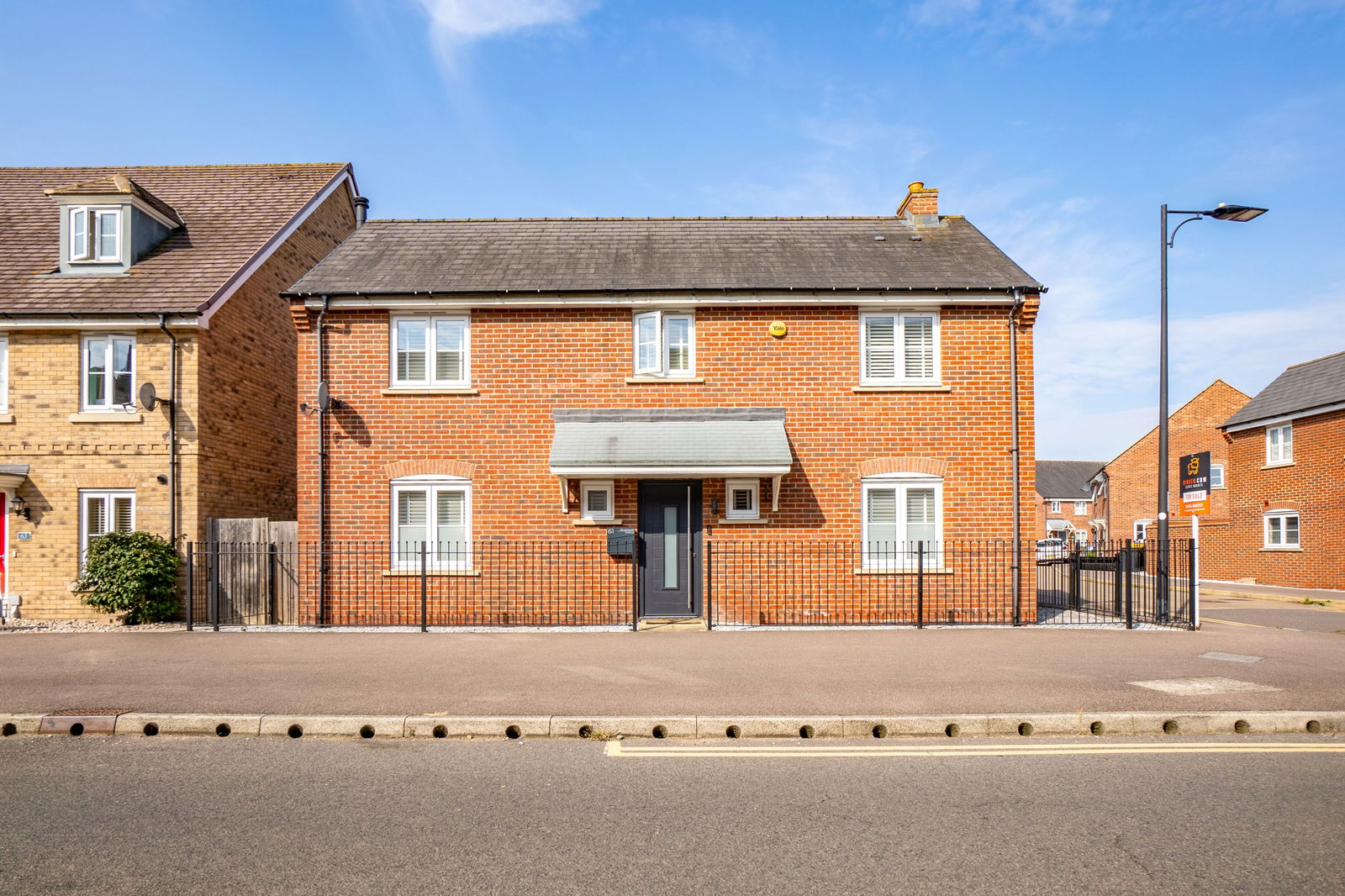 4 bed detached house for sale in Brooklands Avenue, Bedford  - Property Image 39