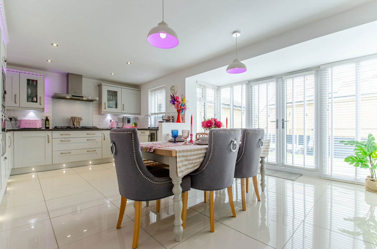 4 bed detached house for sale in Harlequin Crescent, Bedford  - Property Image 2