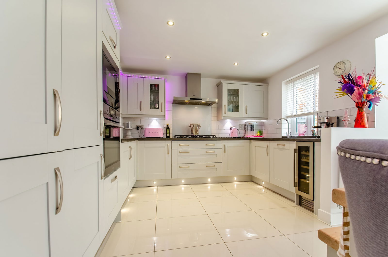 4 bed detached house for sale in Harlequin Crescent, Bedford  - Property Image 19