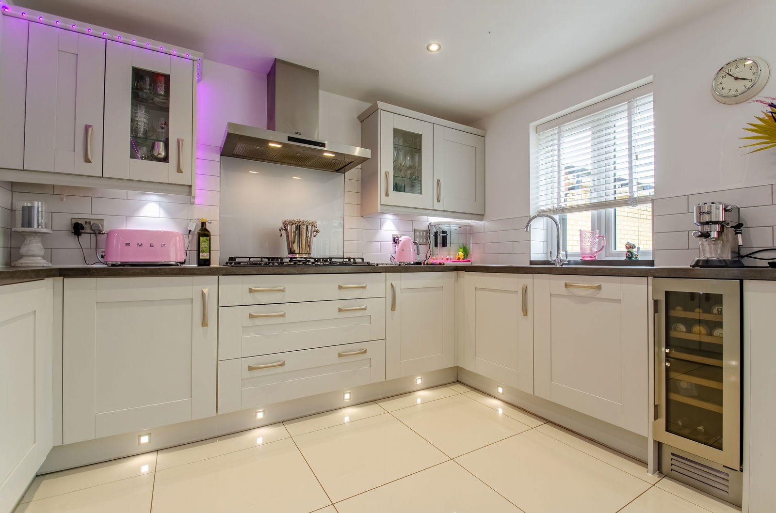 4 bed detached house for sale in Harlequin Crescent, Bedford  - Property Image 20