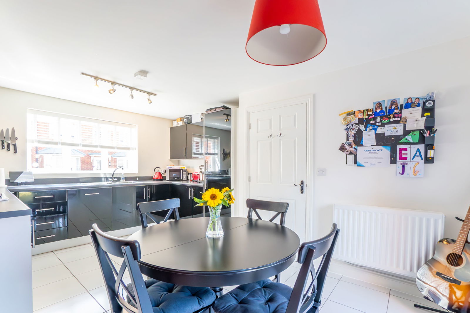 3 bed semi-detached house for sale in Brooklands Avenue, Bedford  - Property Image 9