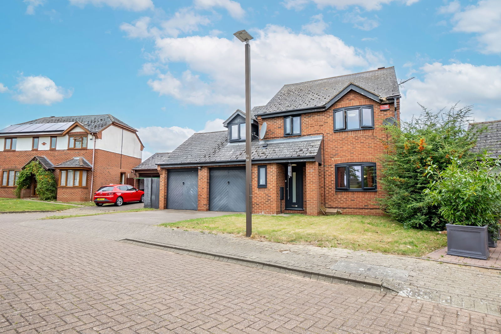 4 bed detached house for sale in Swimbridge Lane, Milton Keynes  - Property Image 25