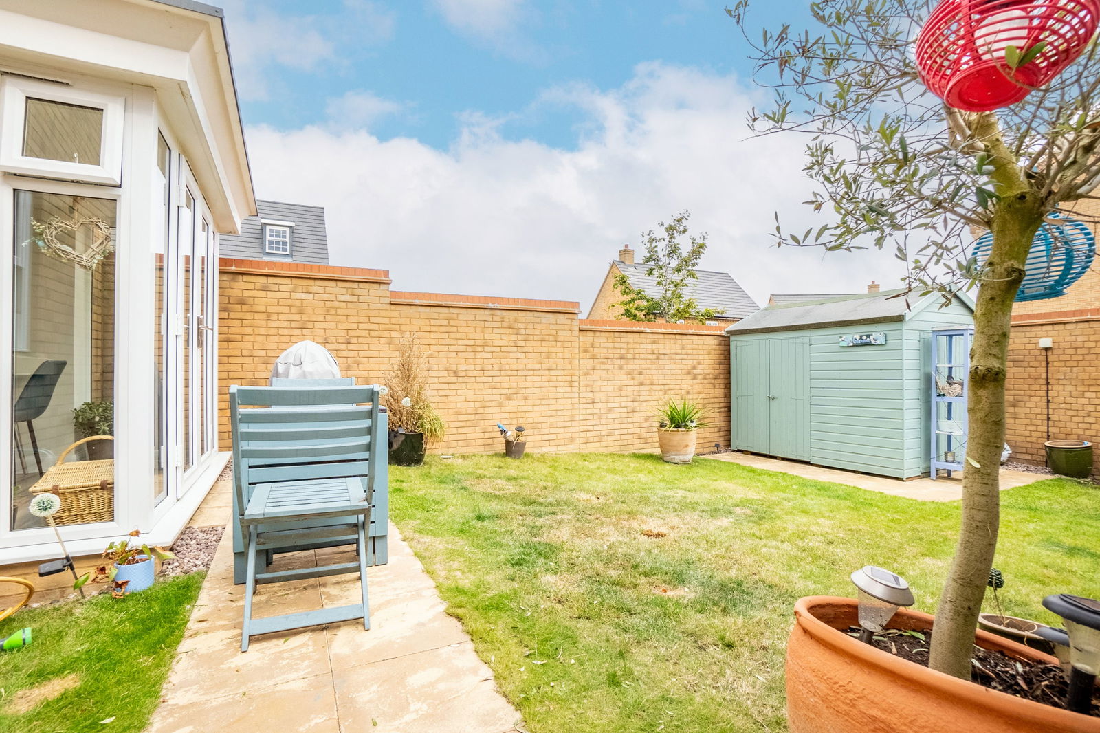 4 bed detached house for sale in Peregrine Way, Wixams  - Property Image 35