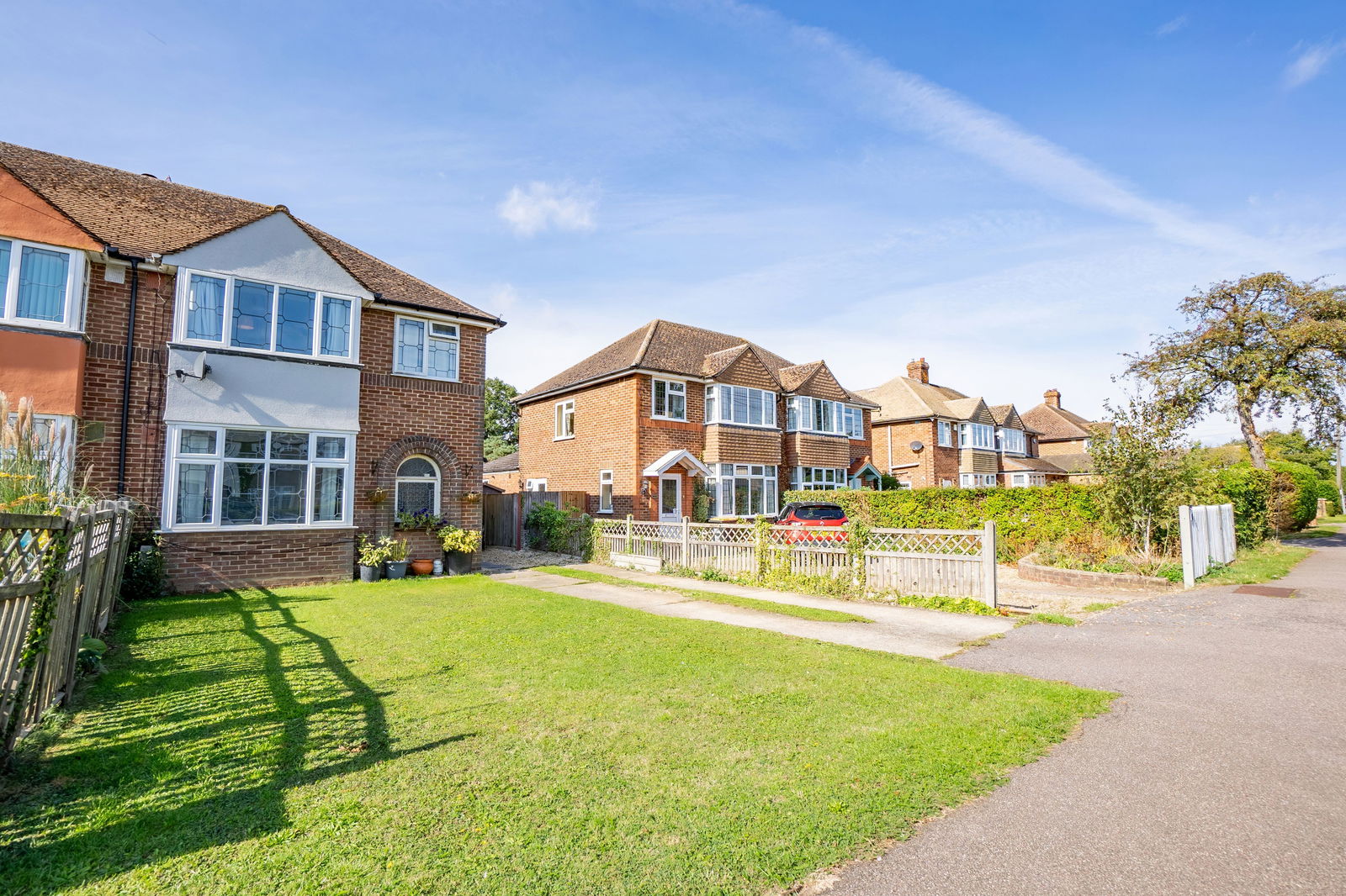 4 bed semi-detached house for sale in Wood Lane, Bedford  - Property Image 38