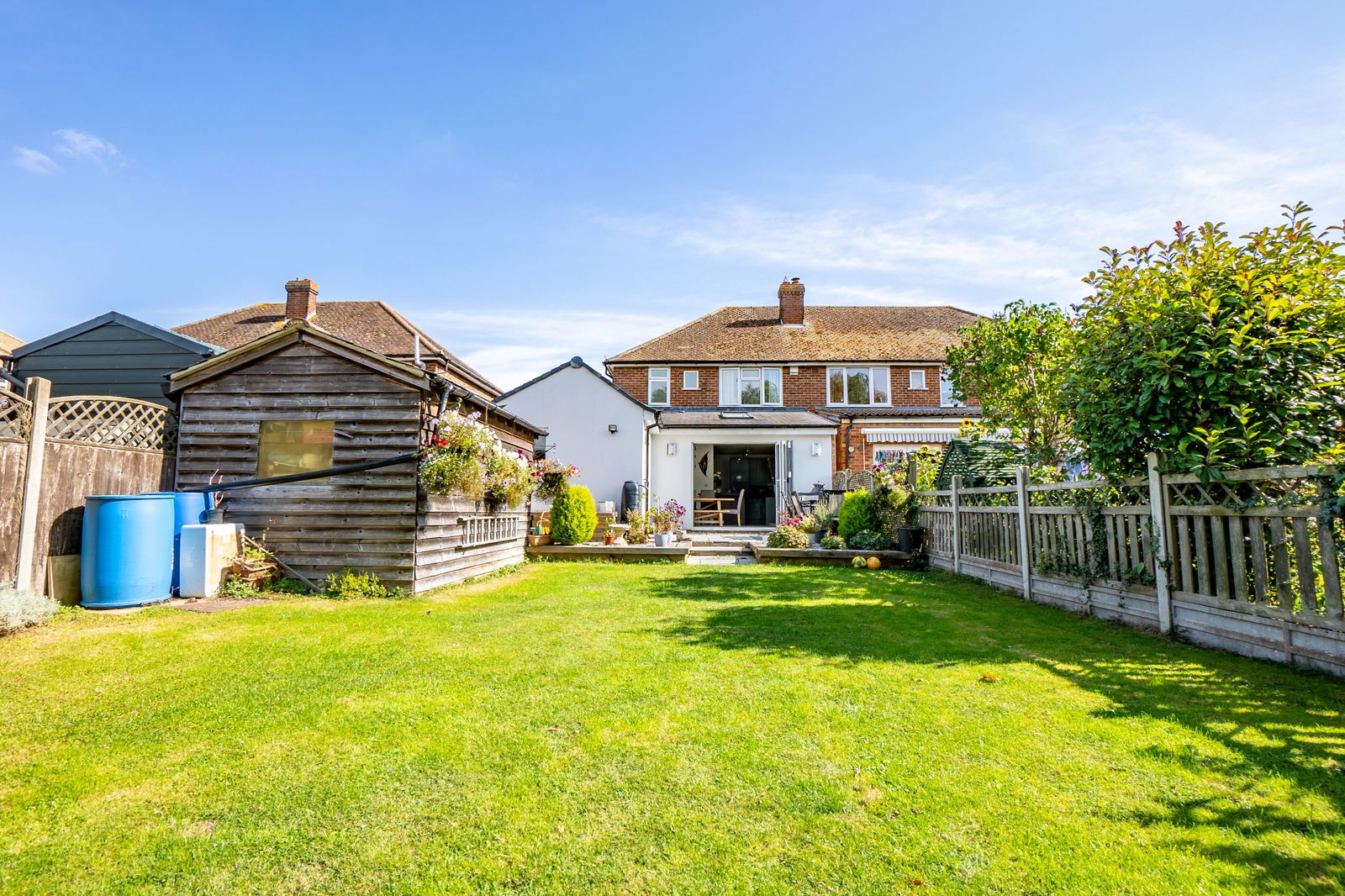 4 bed semi-detached house for sale in Wood Lane, Bedford  - Property Image 3