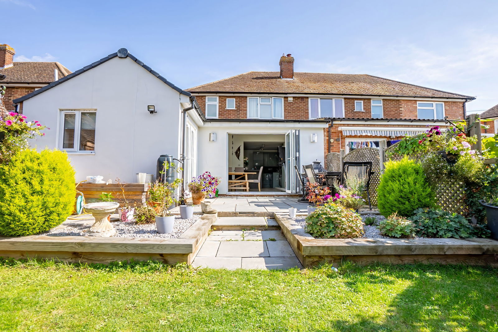 4 bed semi-detached house for sale in Wood Lane, Bedford  - Property Image 1