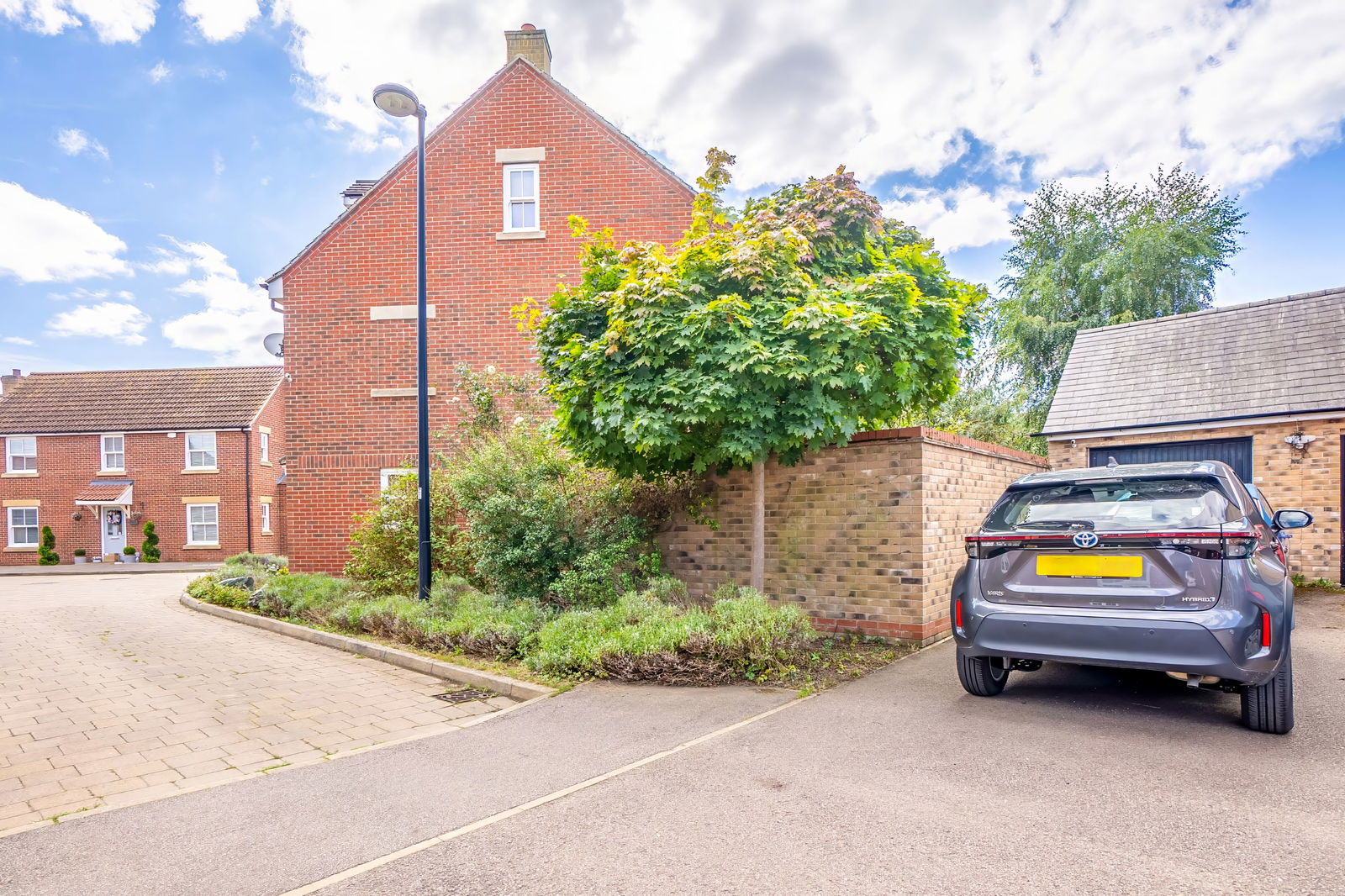 6 bed detached house for sale in Swift Way, Bedford  - Property Image 29