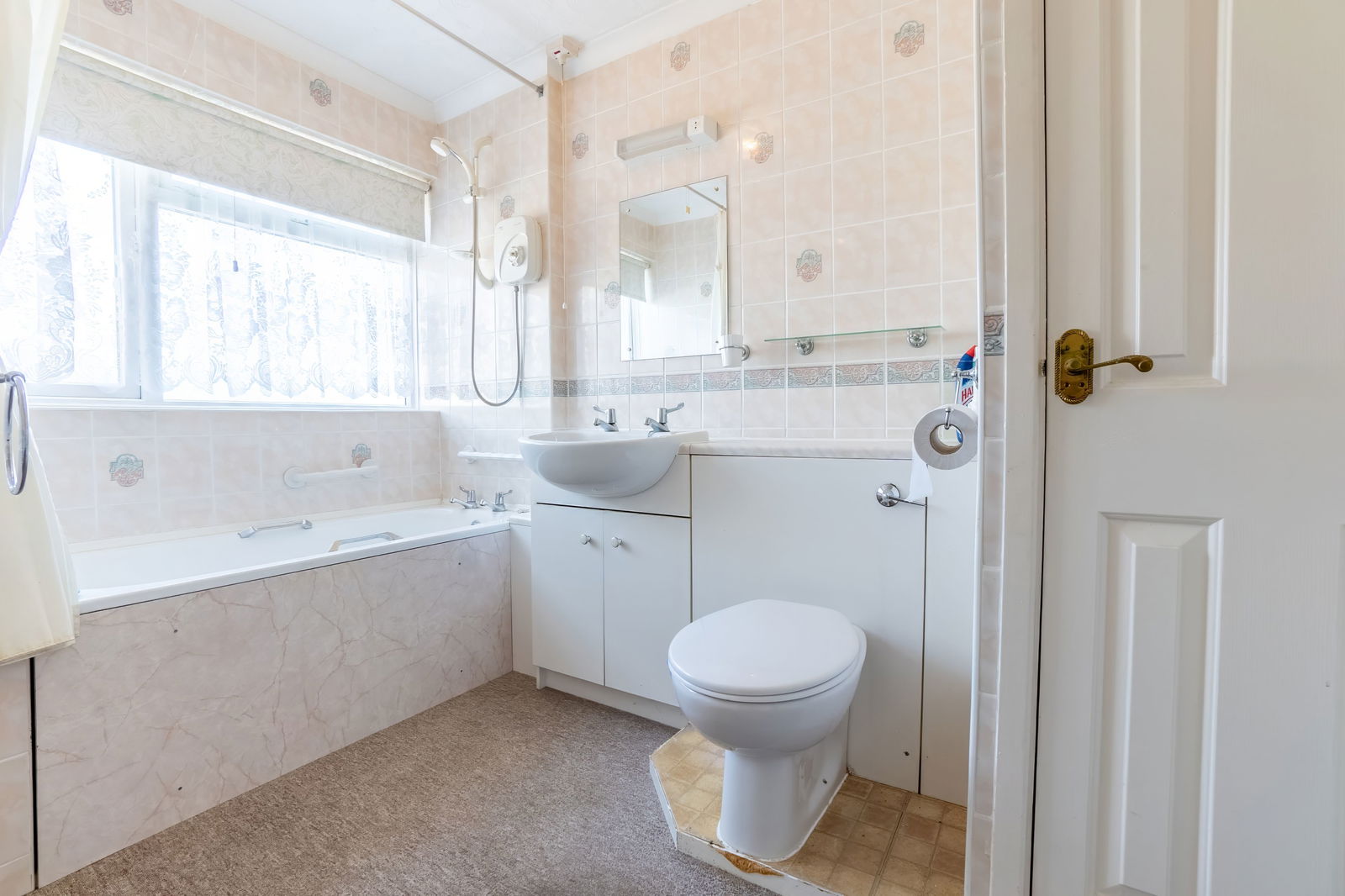 3 bed semi-detached house for sale in Wood Lane, Bedford  - Property Image 15