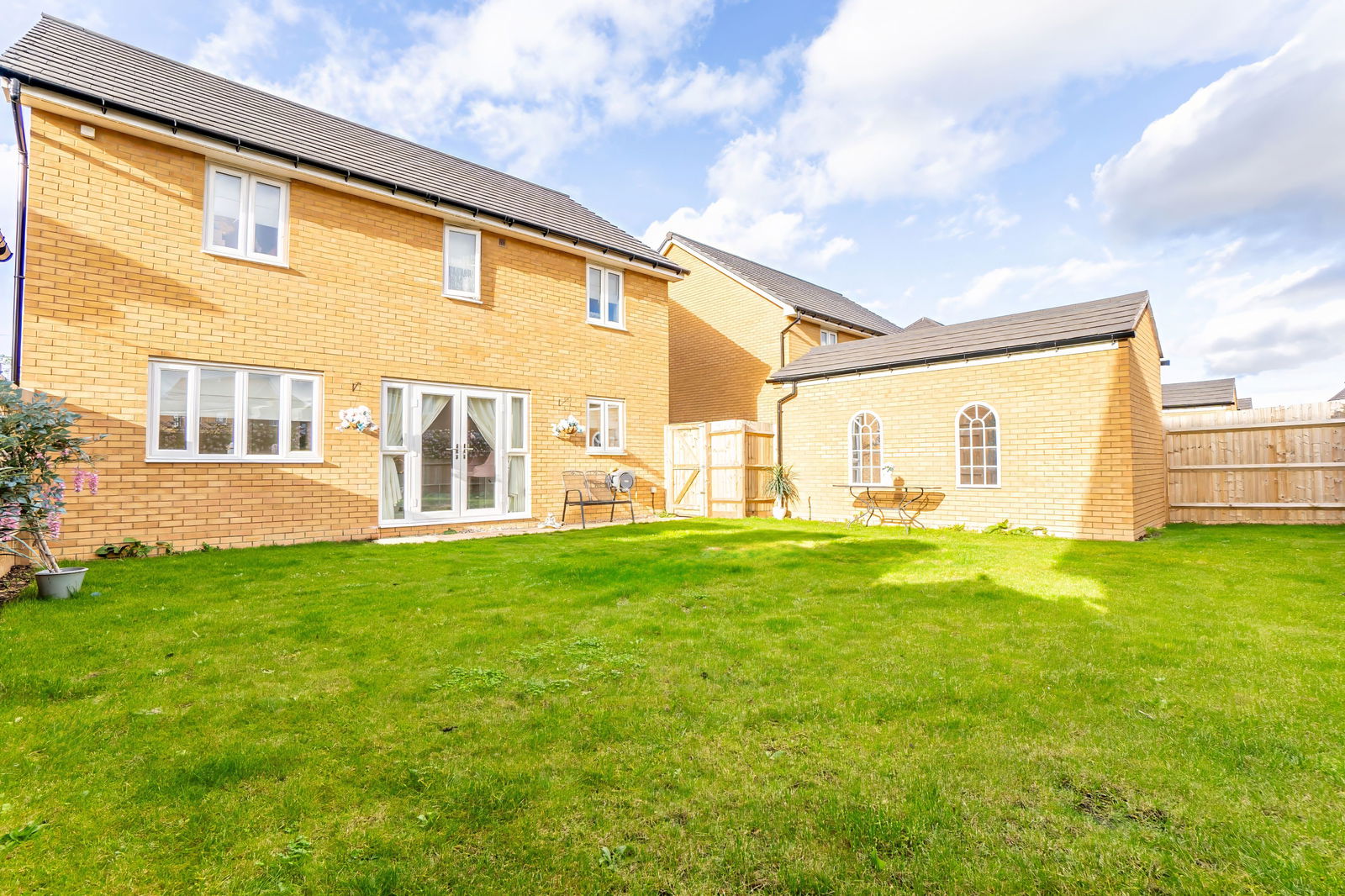 4 bed detached house for sale in Lavender Lane, Bedford  - Property Image 10