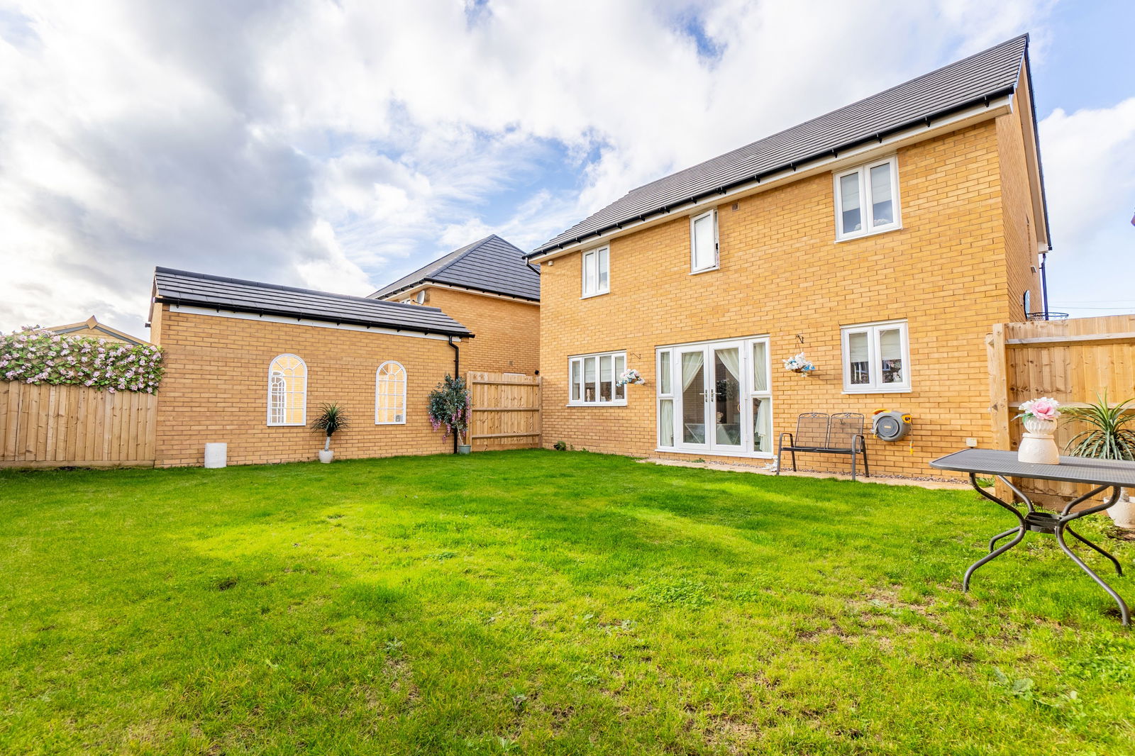 4 bed detached house for sale in Lavender Lane, Bedford  - Property Image 25