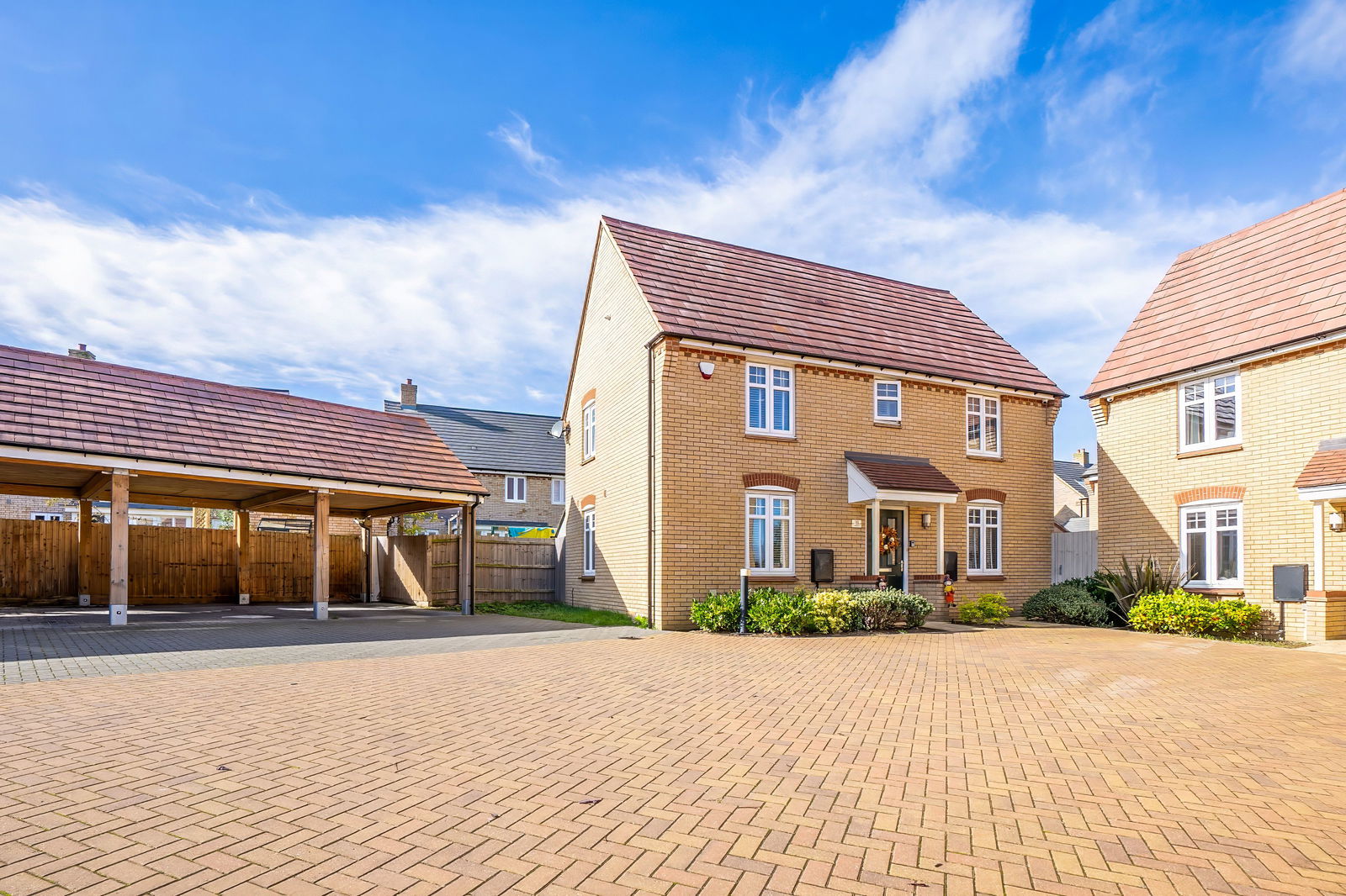 3 bed detached house for sale in Cadwall Drive, Bedford  - Property Image 23