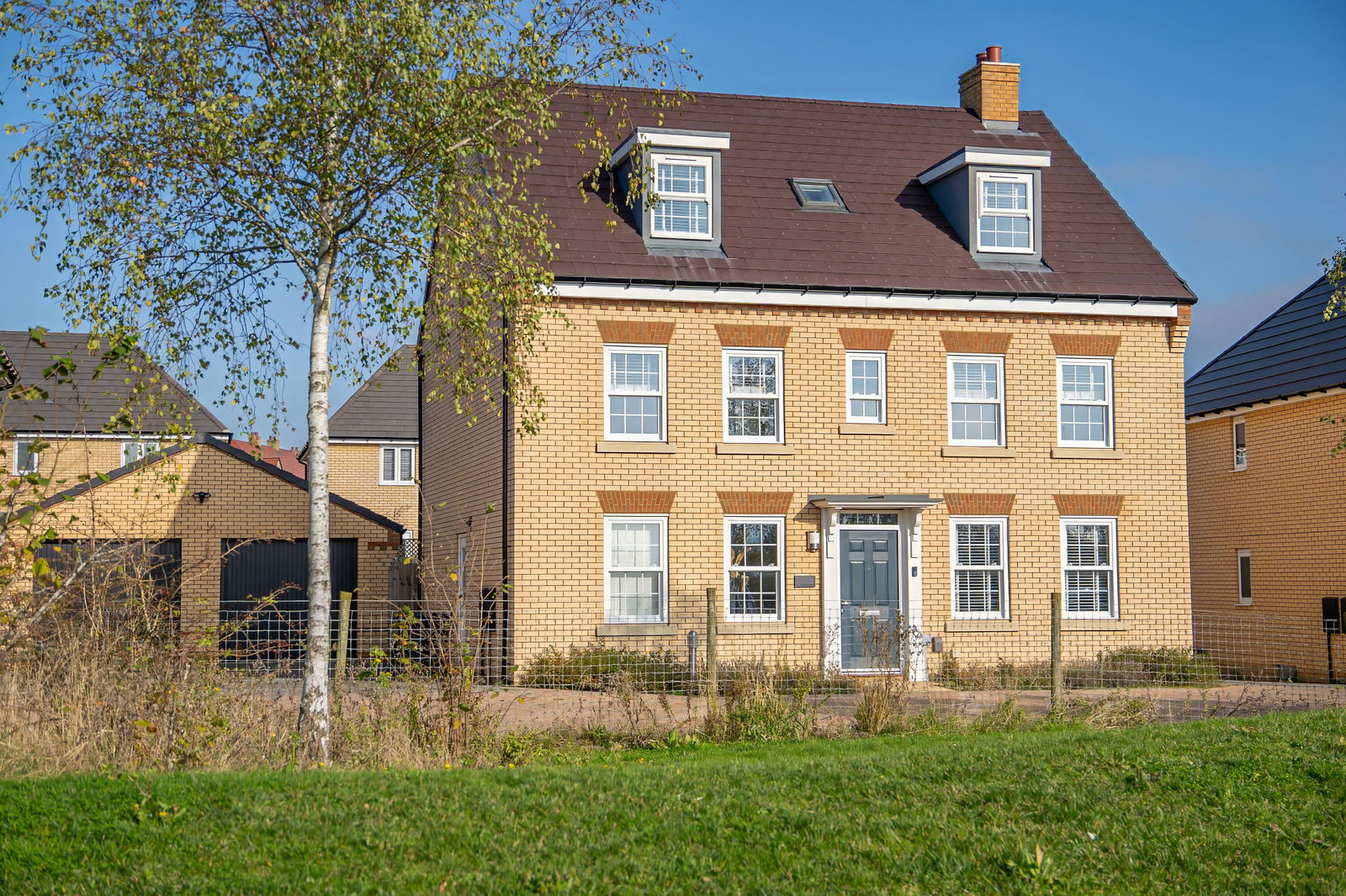 5 bed detached house for sale in Blackbird Close, Bedford  - Property Image 49