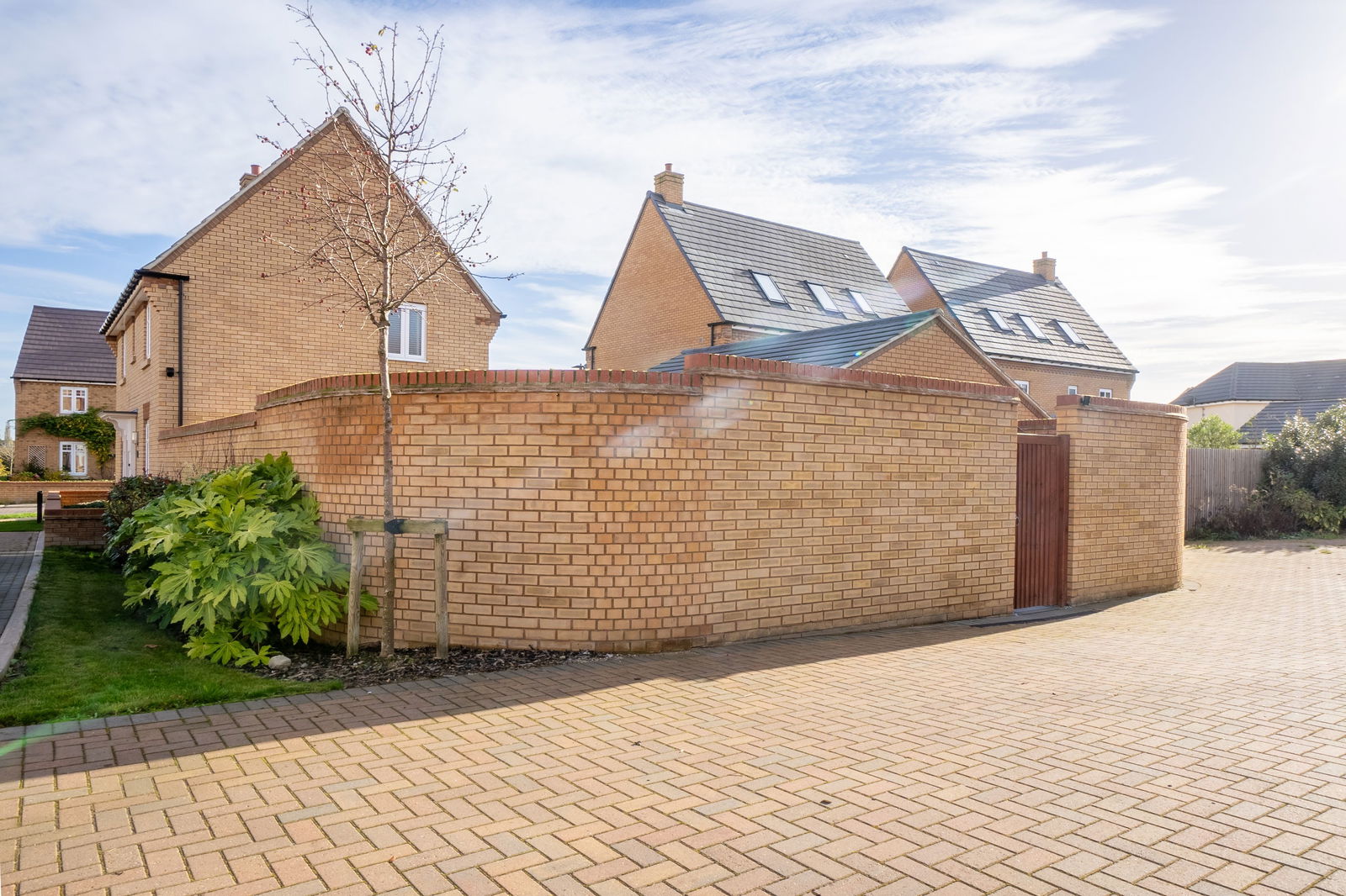 3 bed detached house for sale in Thorne Close, Bedford  - Property Image 33