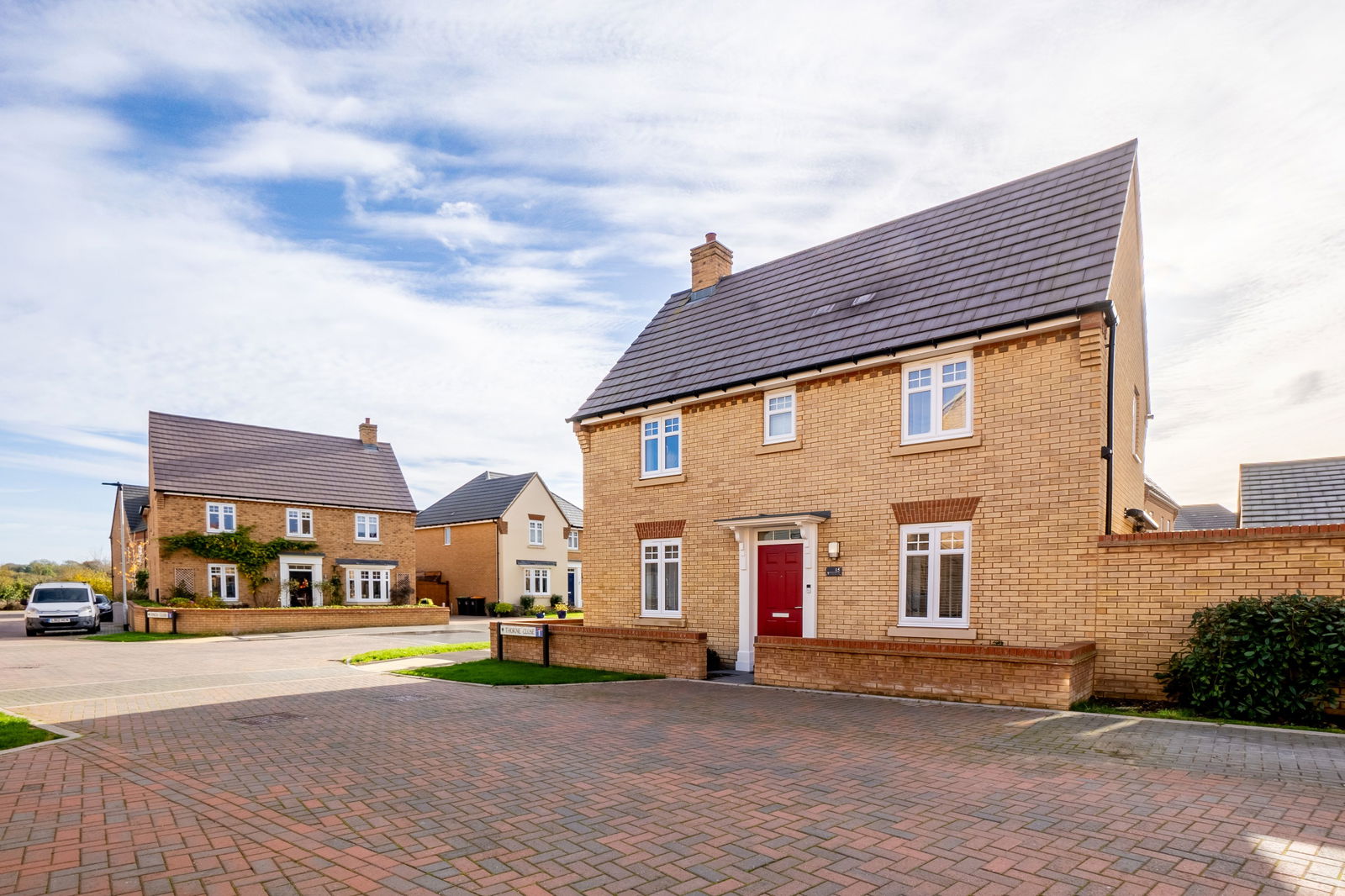 3 bed detached house for sale in Thorne Close, Bedford  - Property Image 32