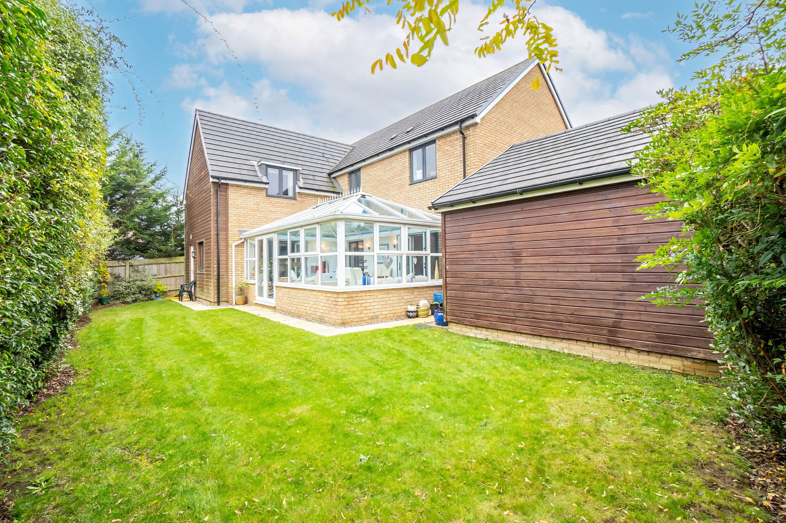 4 bed detached house for sale in Folkes Road, Bedford  - Property Image 40