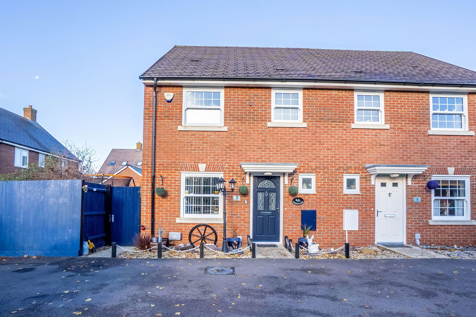 3 bed semi-detached house for sale in Ladybird Way, Bedford  - Property Image 25