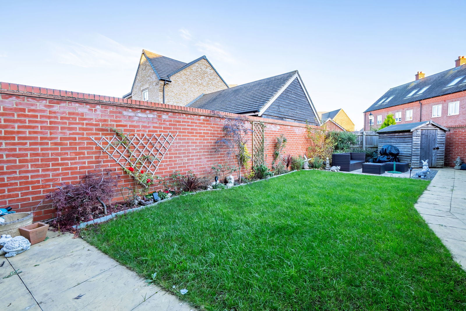 3 bed semi-detached house for sale in Edith Avenue, Bedford  - Property Image 7