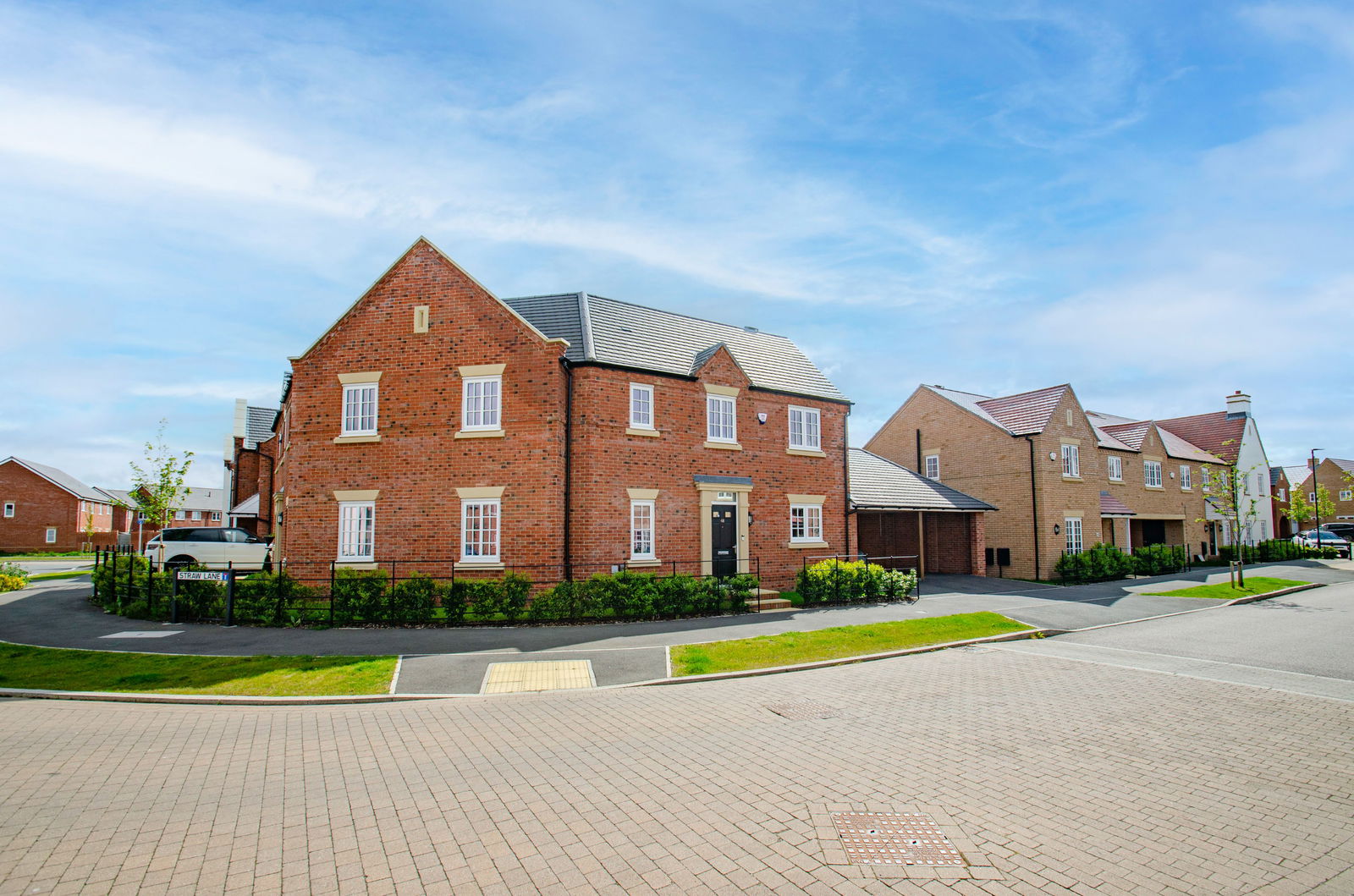 3 bed semi-detached house for sale in Oatlands Drive, Bedford  - Property Image 29