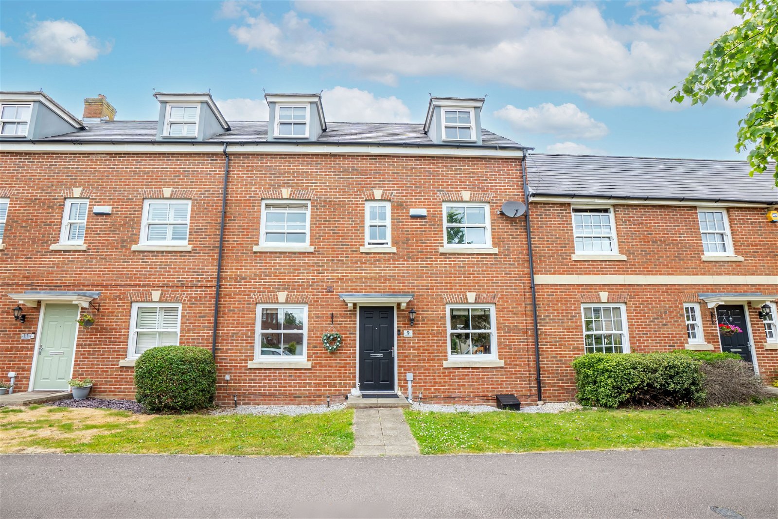 5 bed town house for sale in Southern Cross, Bedford  - Property Image 28