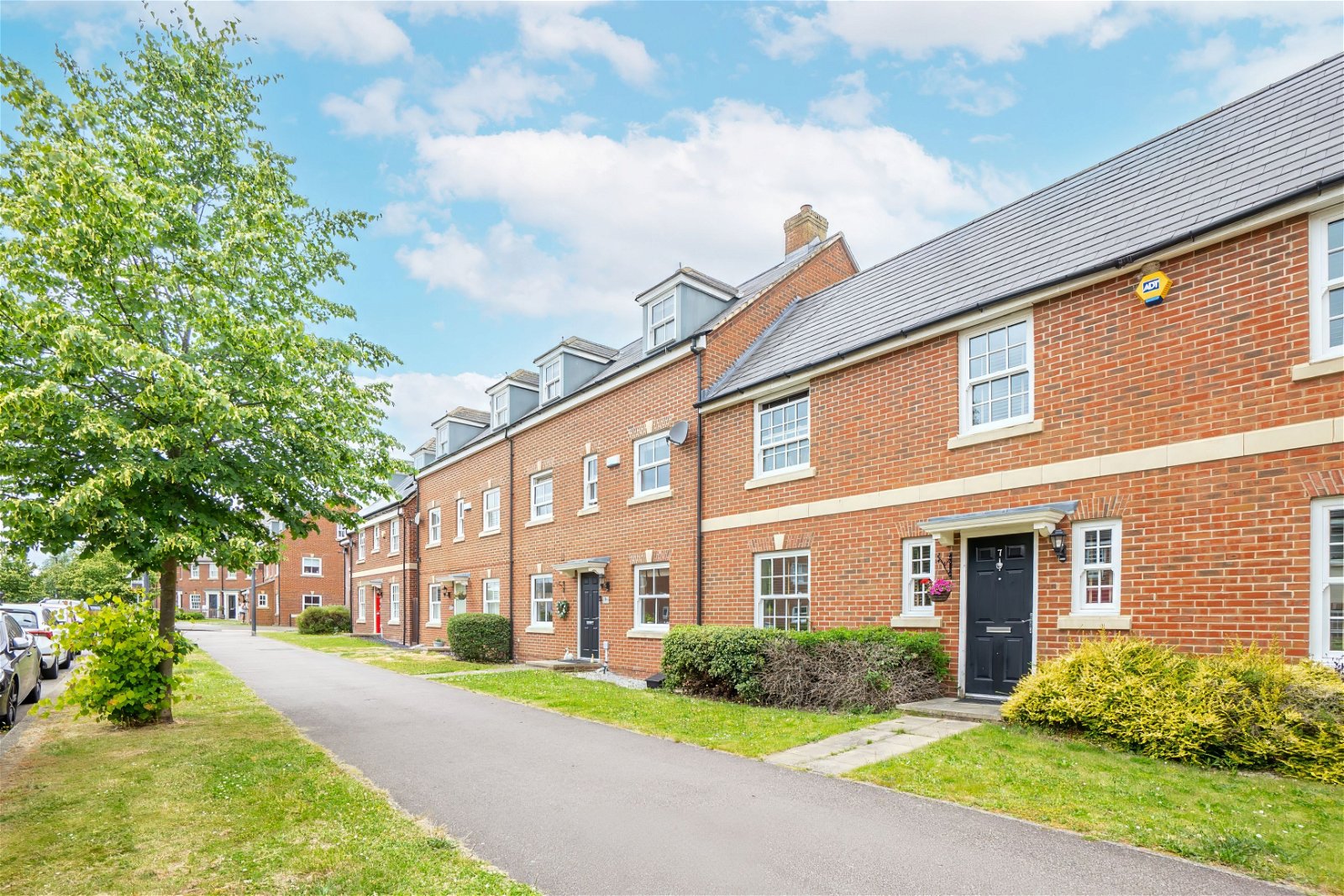 5 bed town house for sale in Southern Cross, Bedford  - Property Image 29