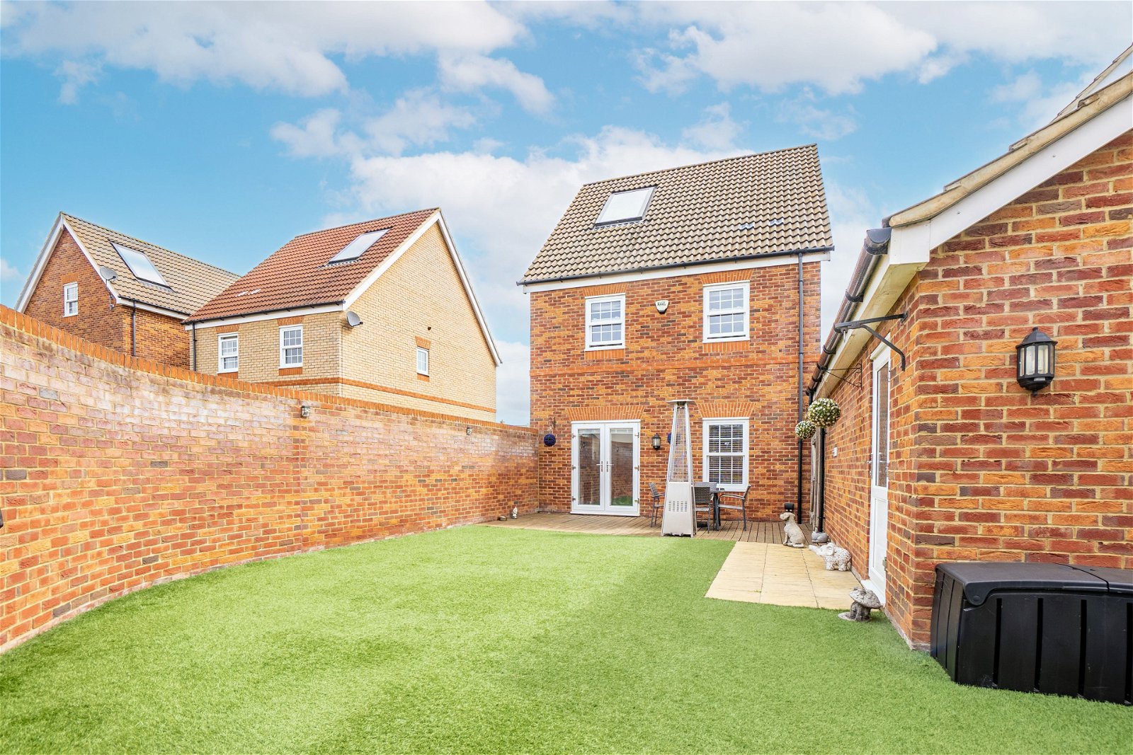 3 bed detached house for sale in Falcon Field, Bedford  - Property Image 26