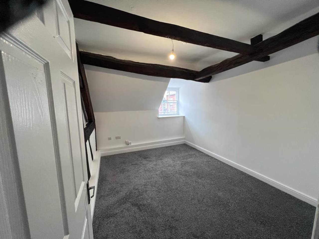 2 bed flat to rent in Bird Street  - Property Image 9