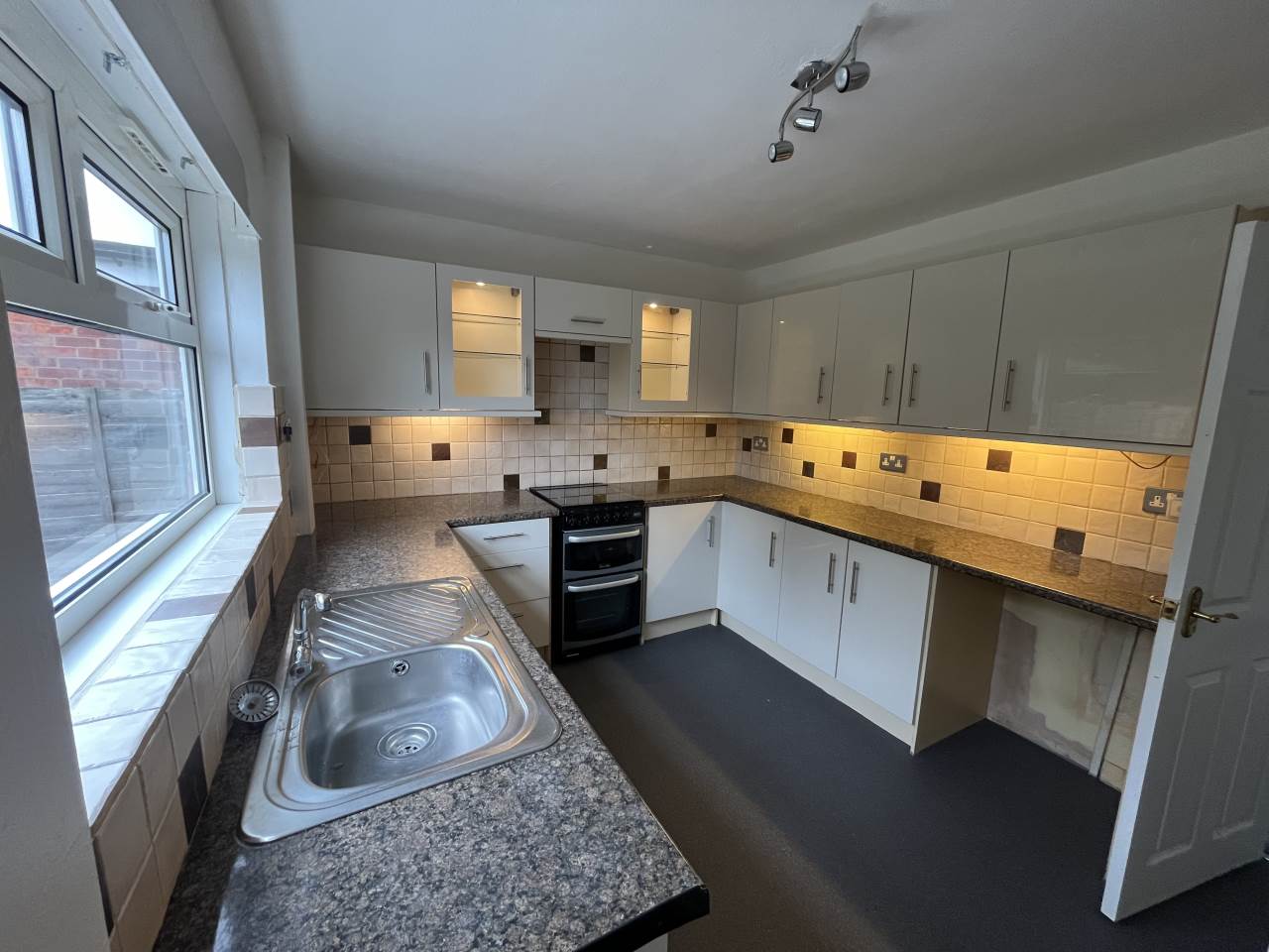 2 bed house to rent in Jerome Road, Sutton Coldfield 3