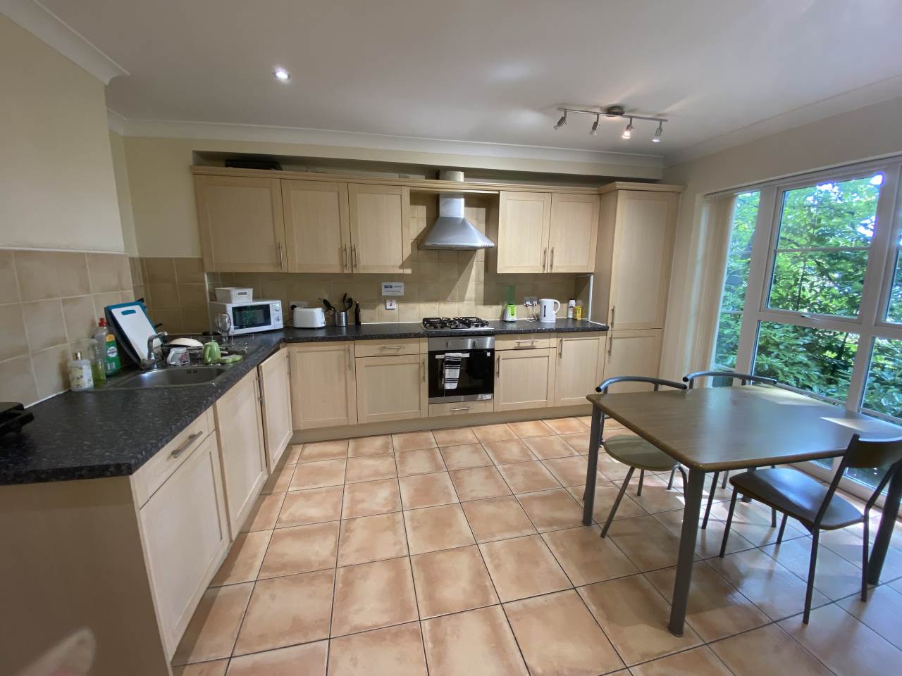 1 bed house / flat share to rent in Caversham Place, Sutton Coldfield  - Property Image 1