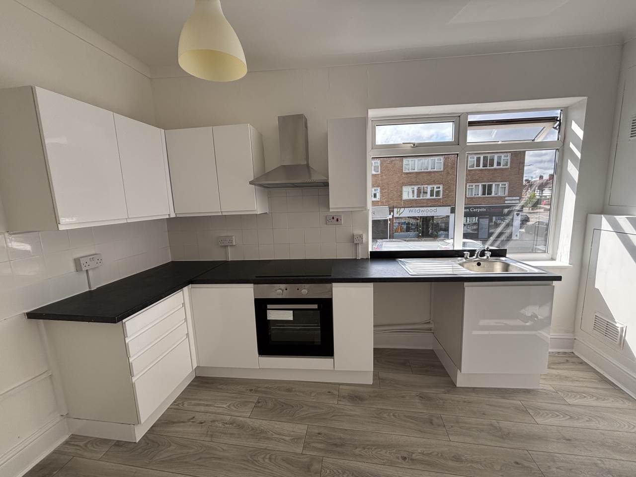 2 bed flat to rent in Cremorne Road, Sutton Coldfeild  - Property Image 2