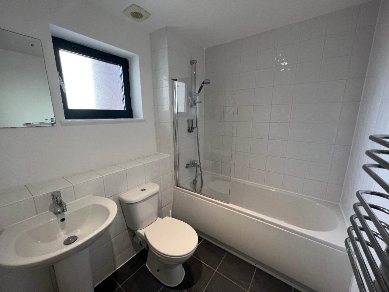 2 bed flat to rent in Granville Street  - Property Image 6