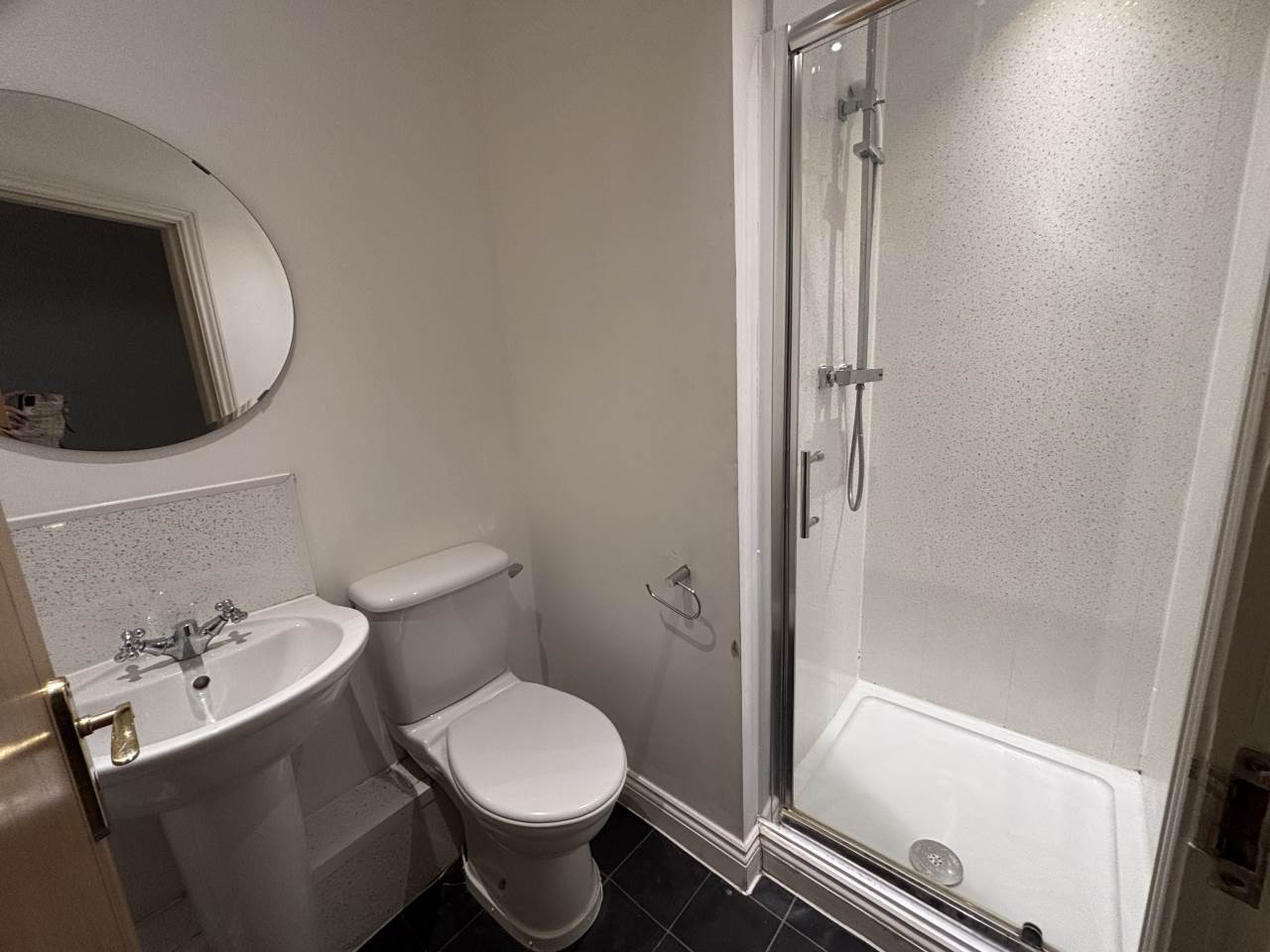 1 bed house to rent in Caversham Place 4